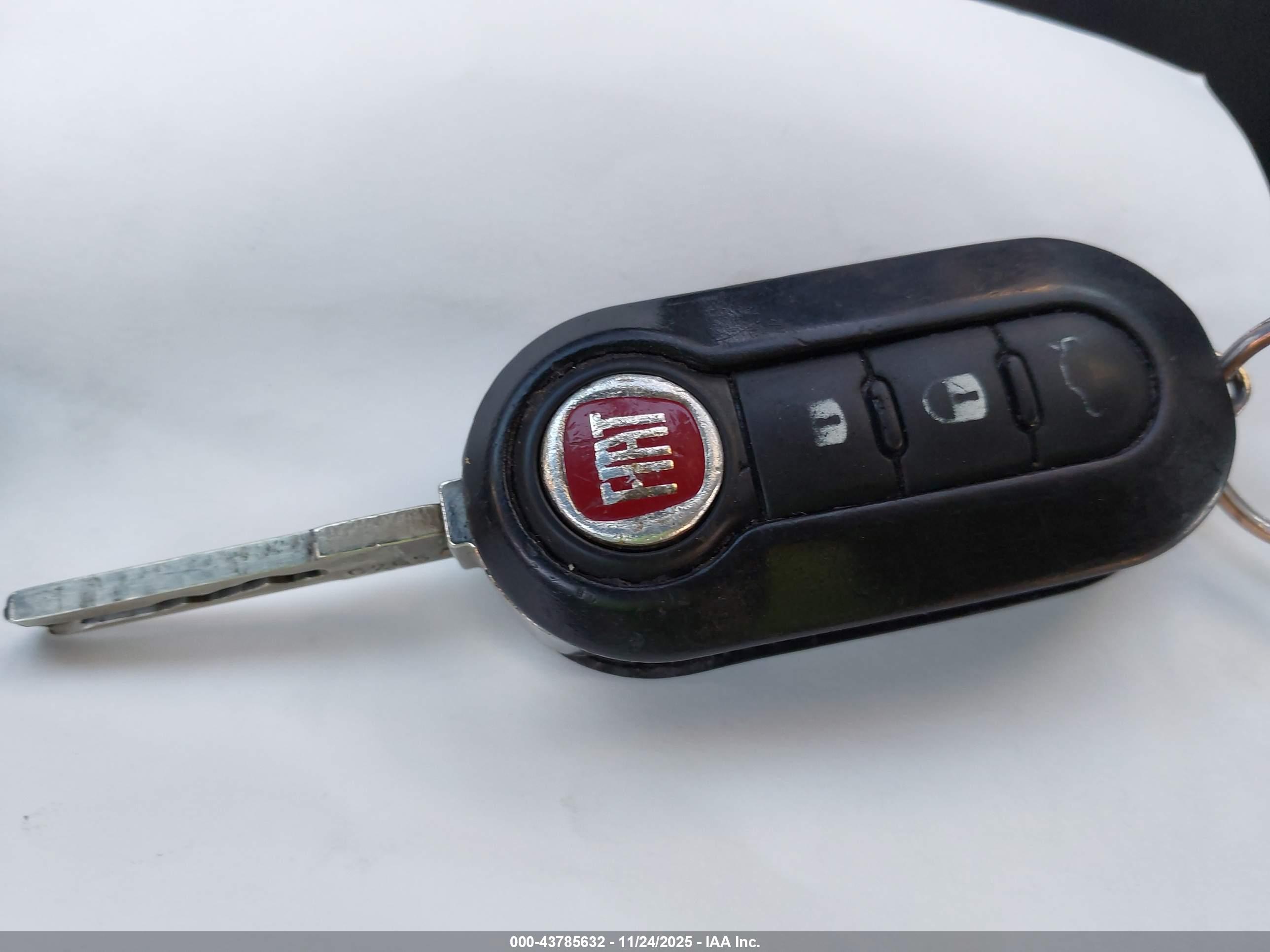 FIAT 500 image 11