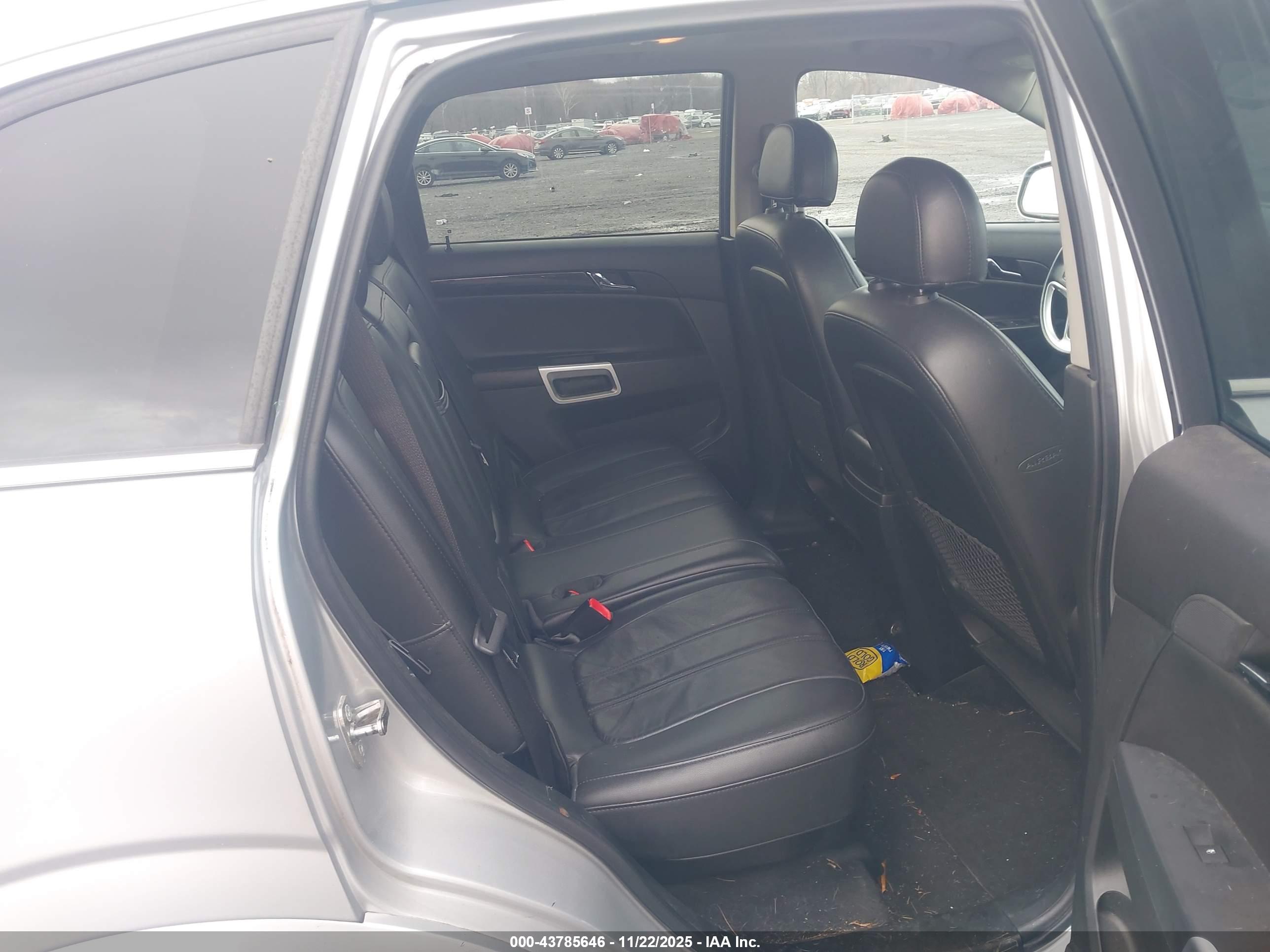CHEVROLET CAPTIVA image 8