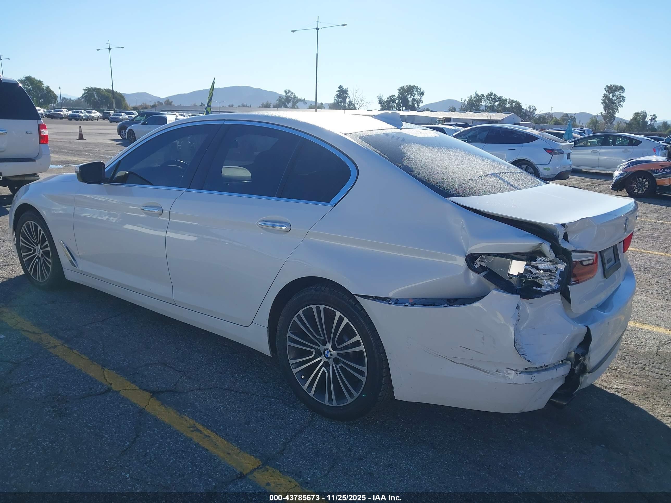 BMW 530I image 3