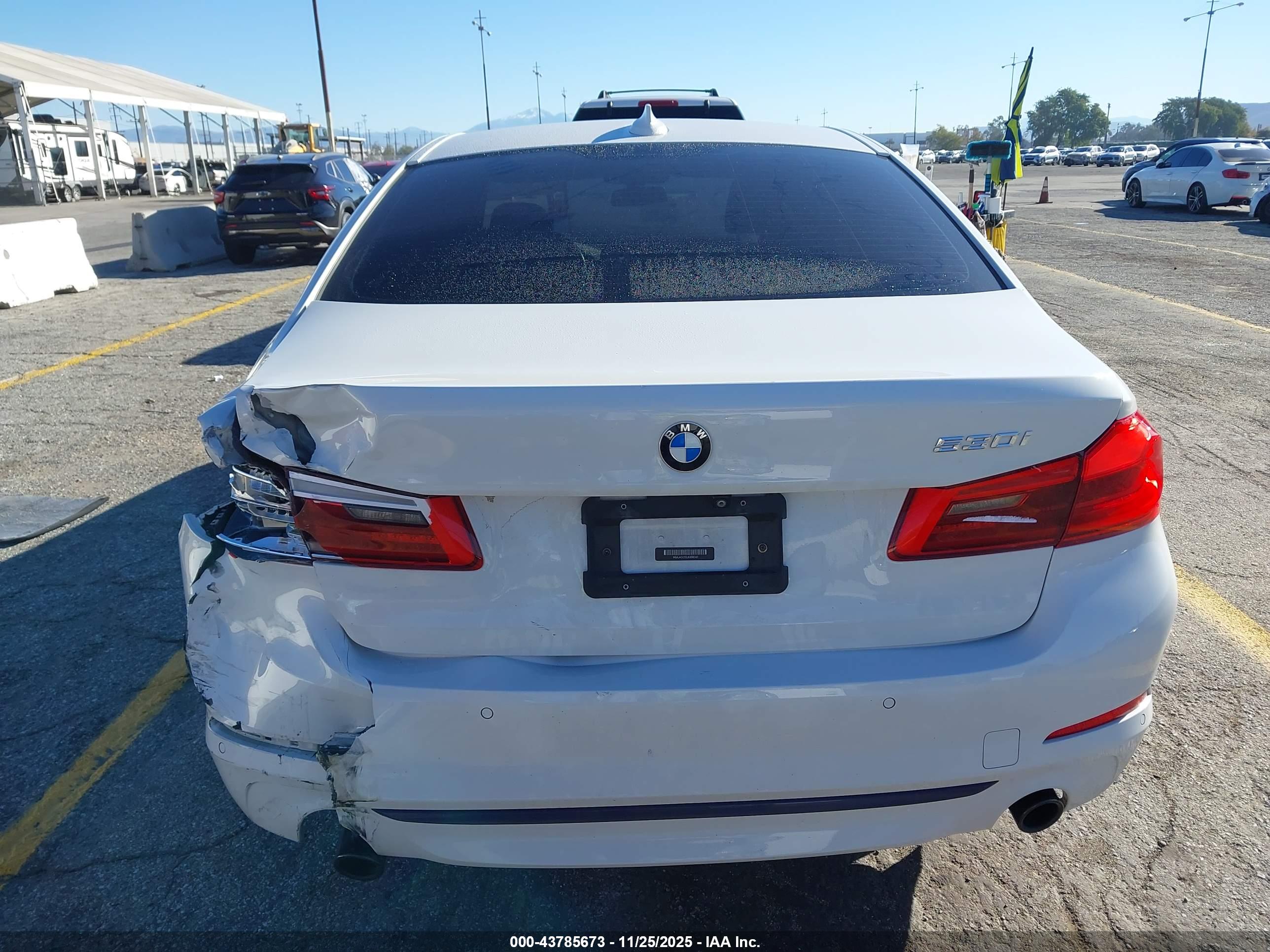 BMW 530I image 6