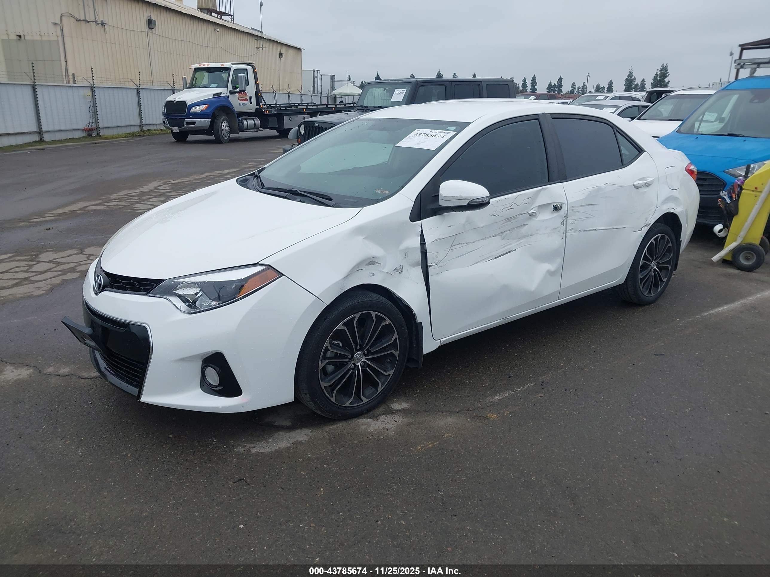 TOYOTA COROLLA image 2