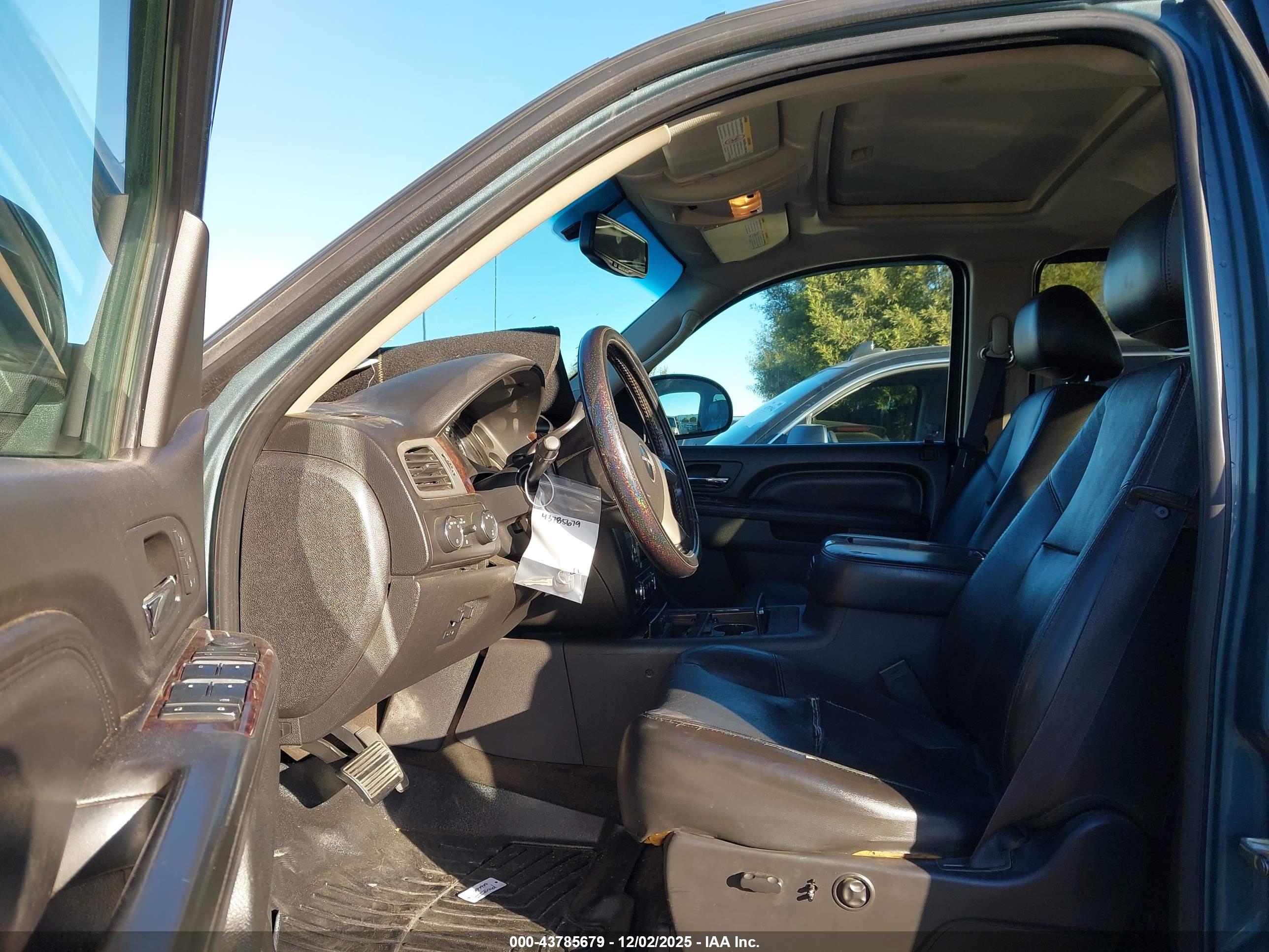 GMC SIERRA image 5