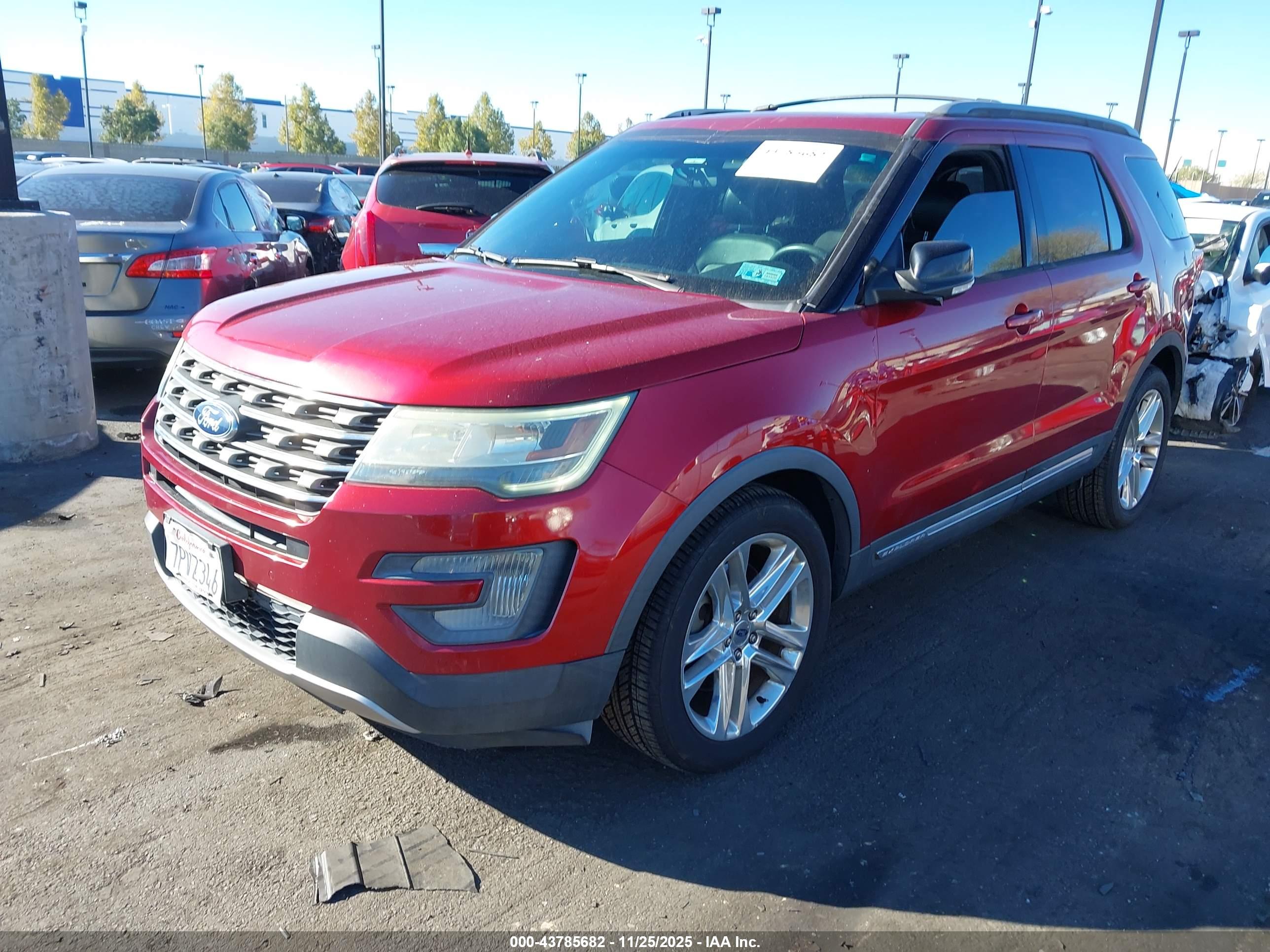 FORD EXPLORER image 2