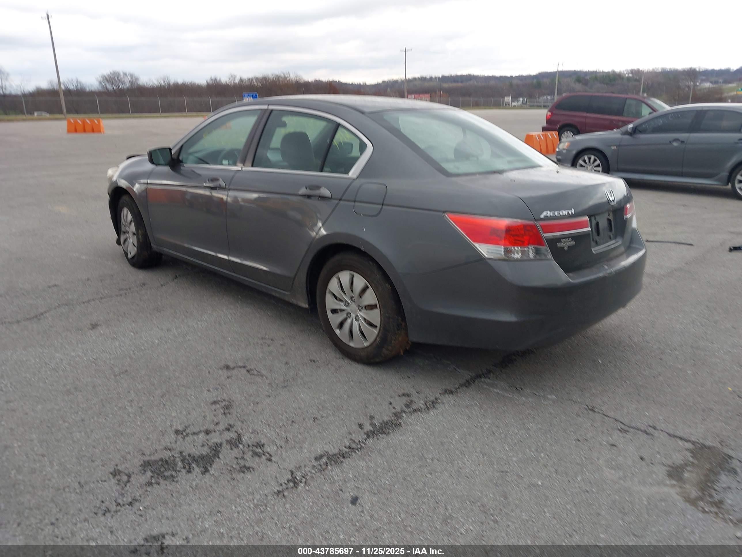 HONDA ACCORD image 3
