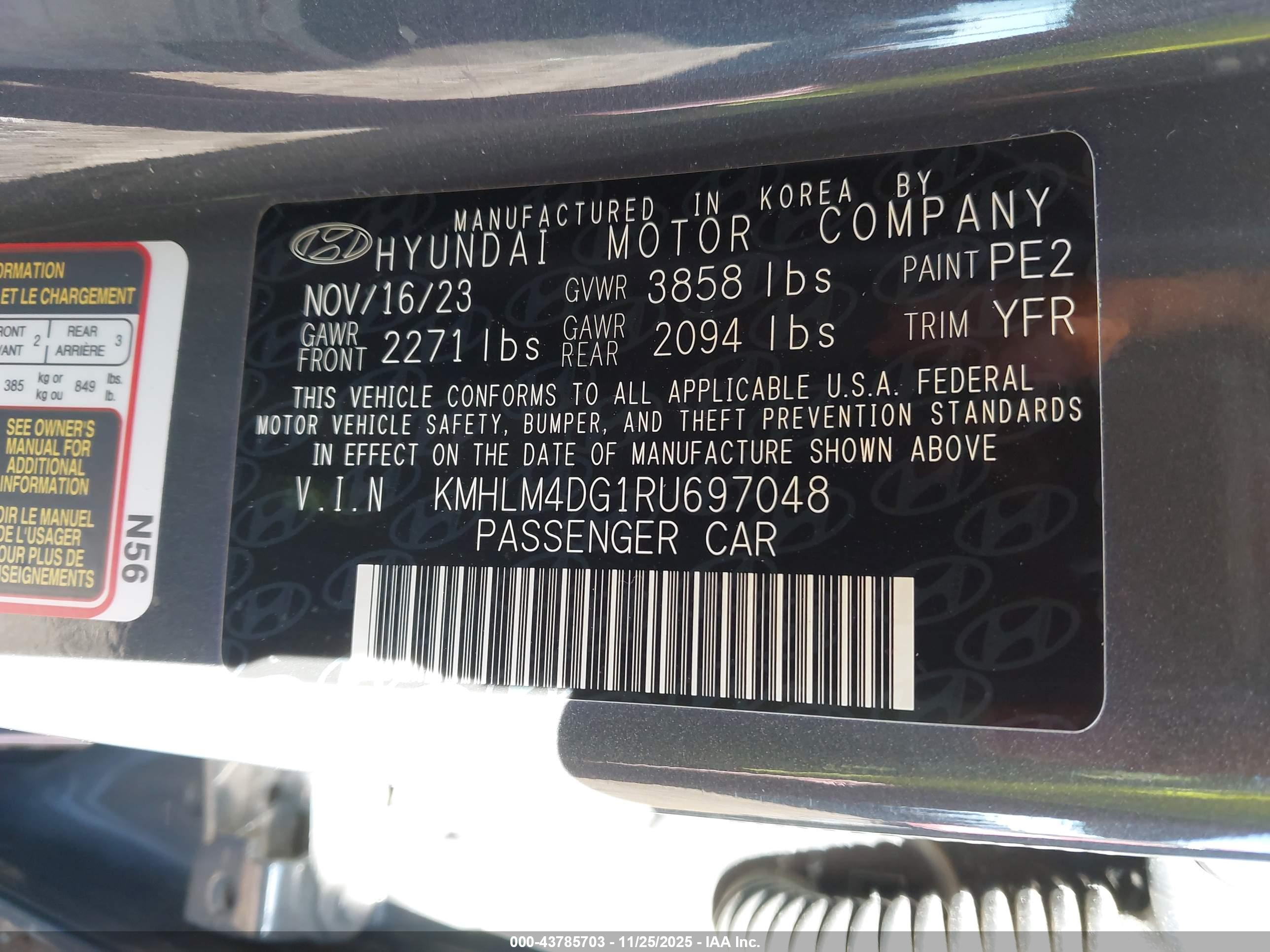 HYUNDAI ELANTRA image 9