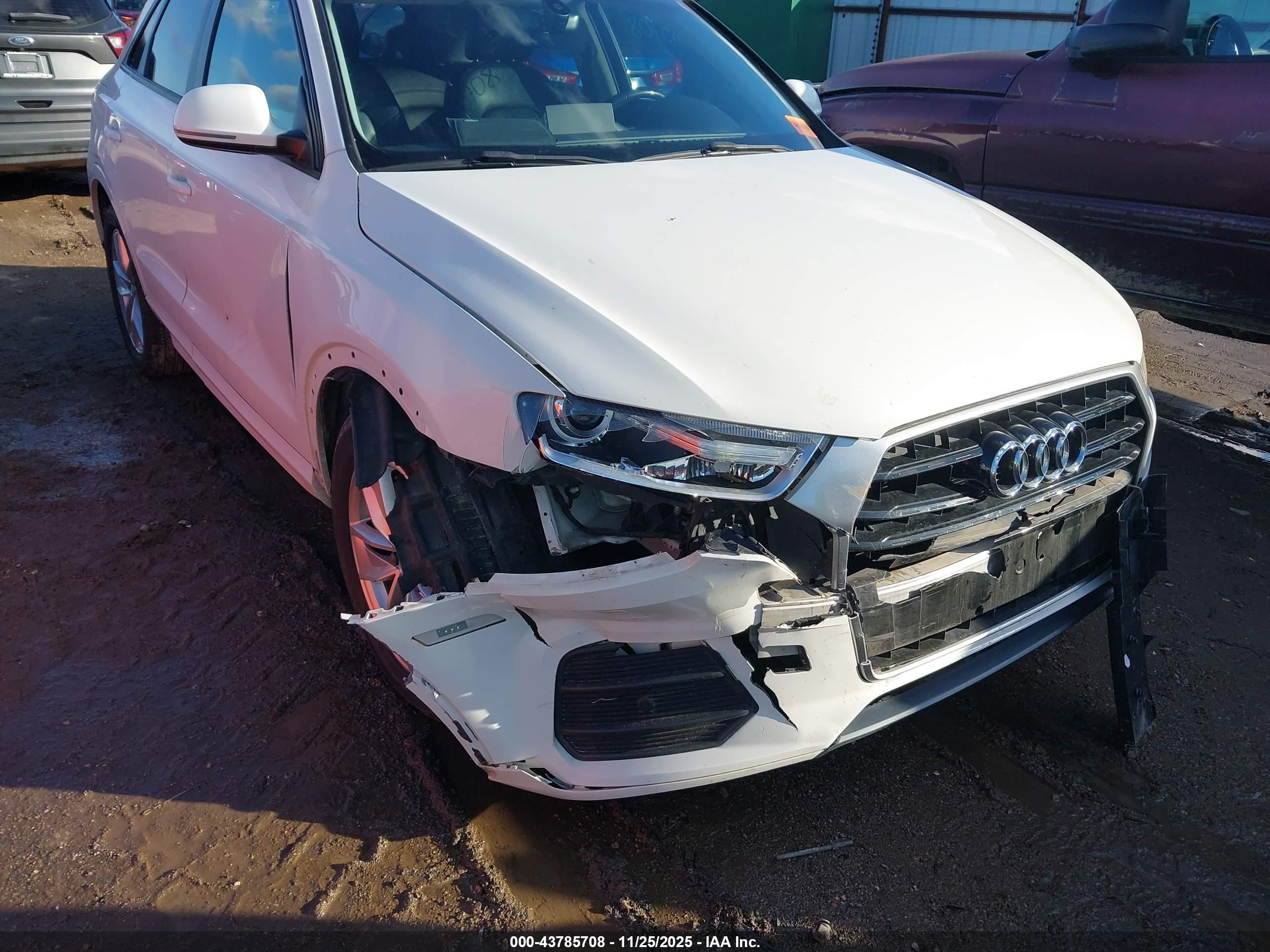 AUDI Q3 image 6