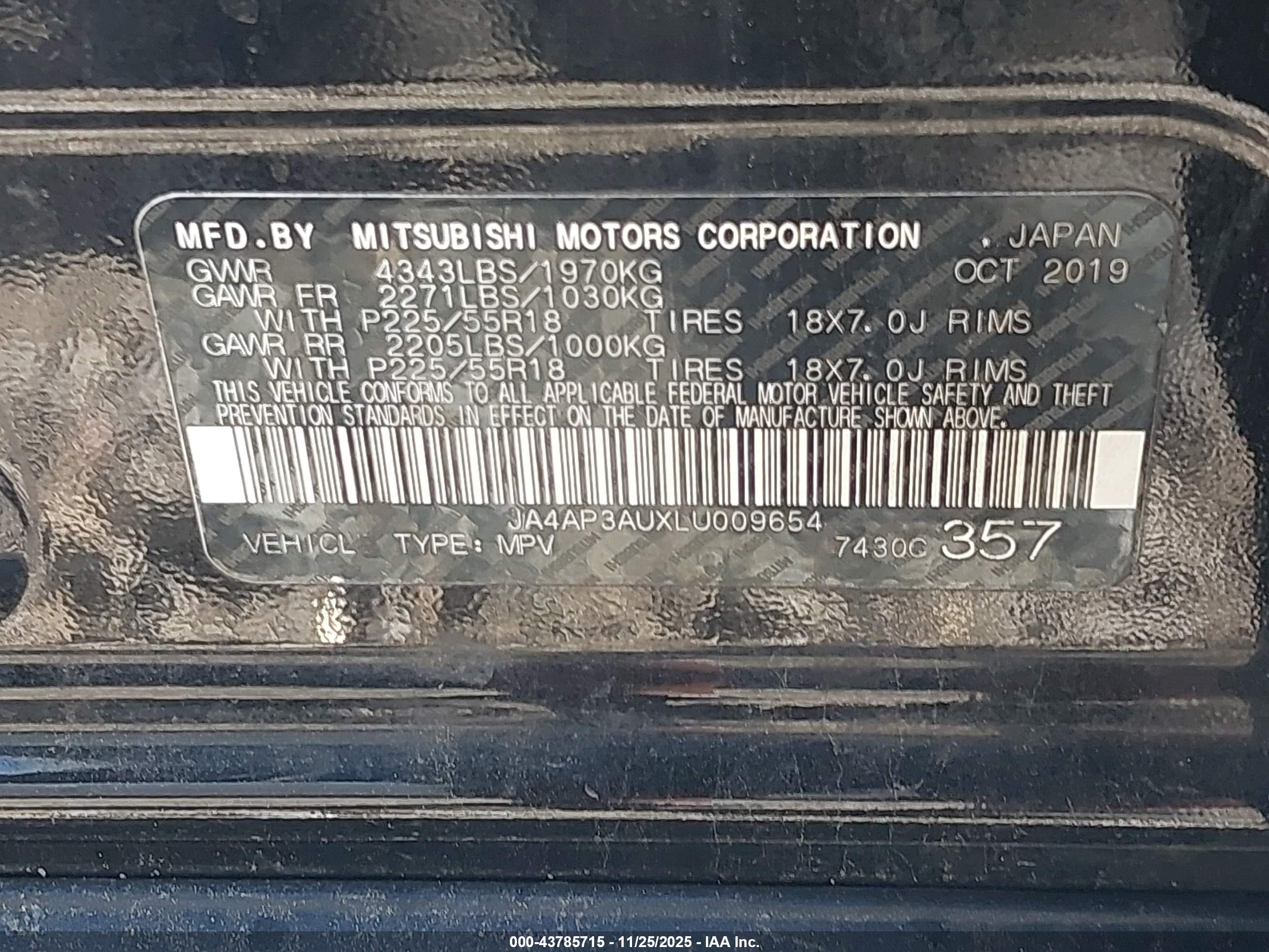MITSUBISHI OUTLANDER image 9