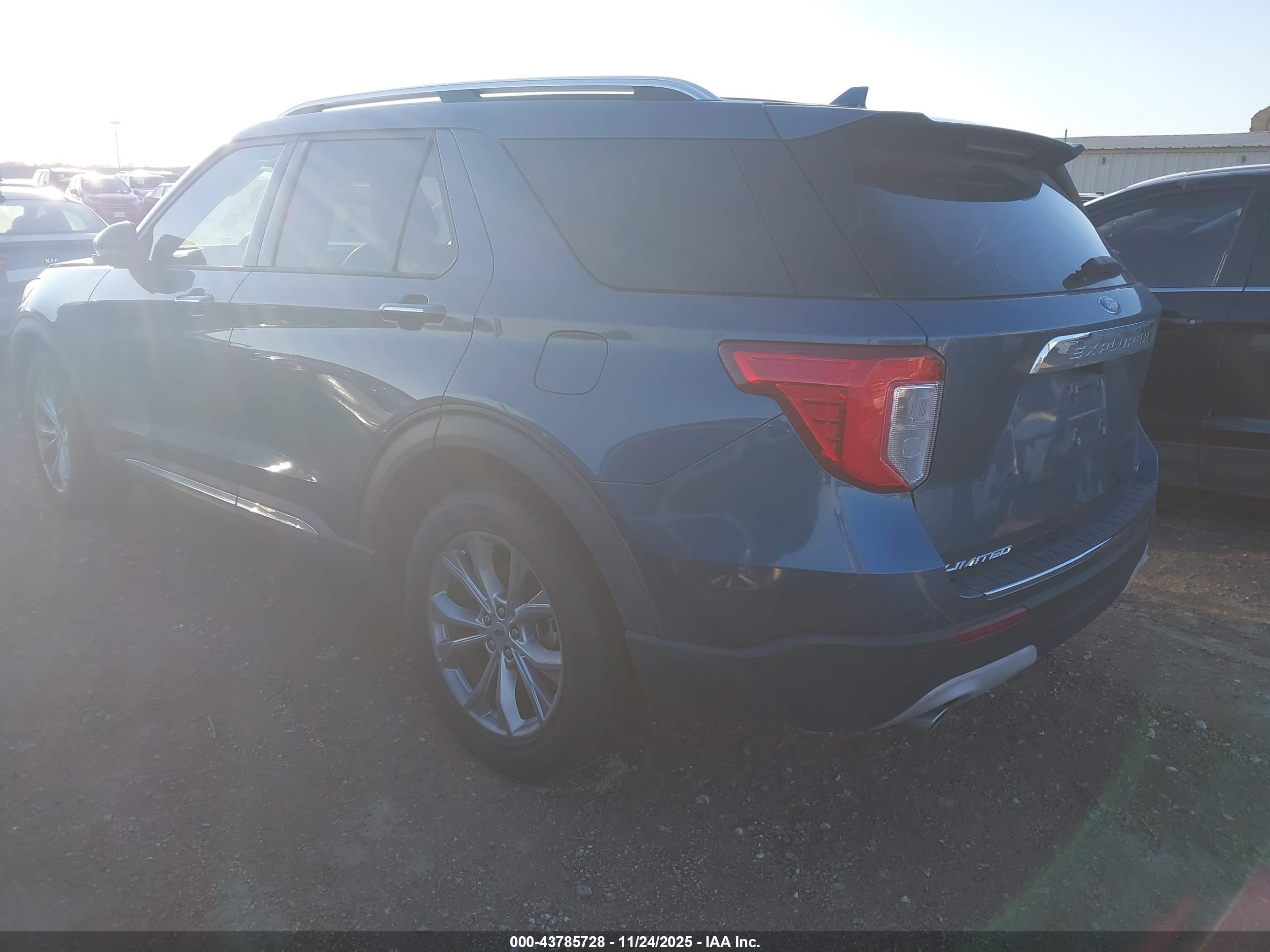 FORD EXPLORER image 3