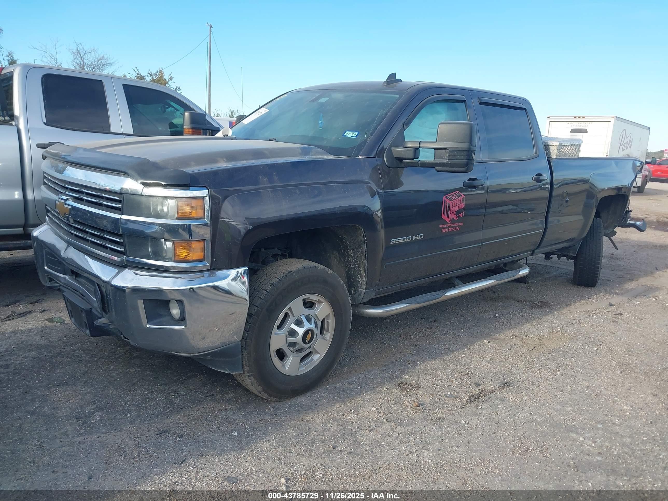 CHEVROLET SILVERADO image 2