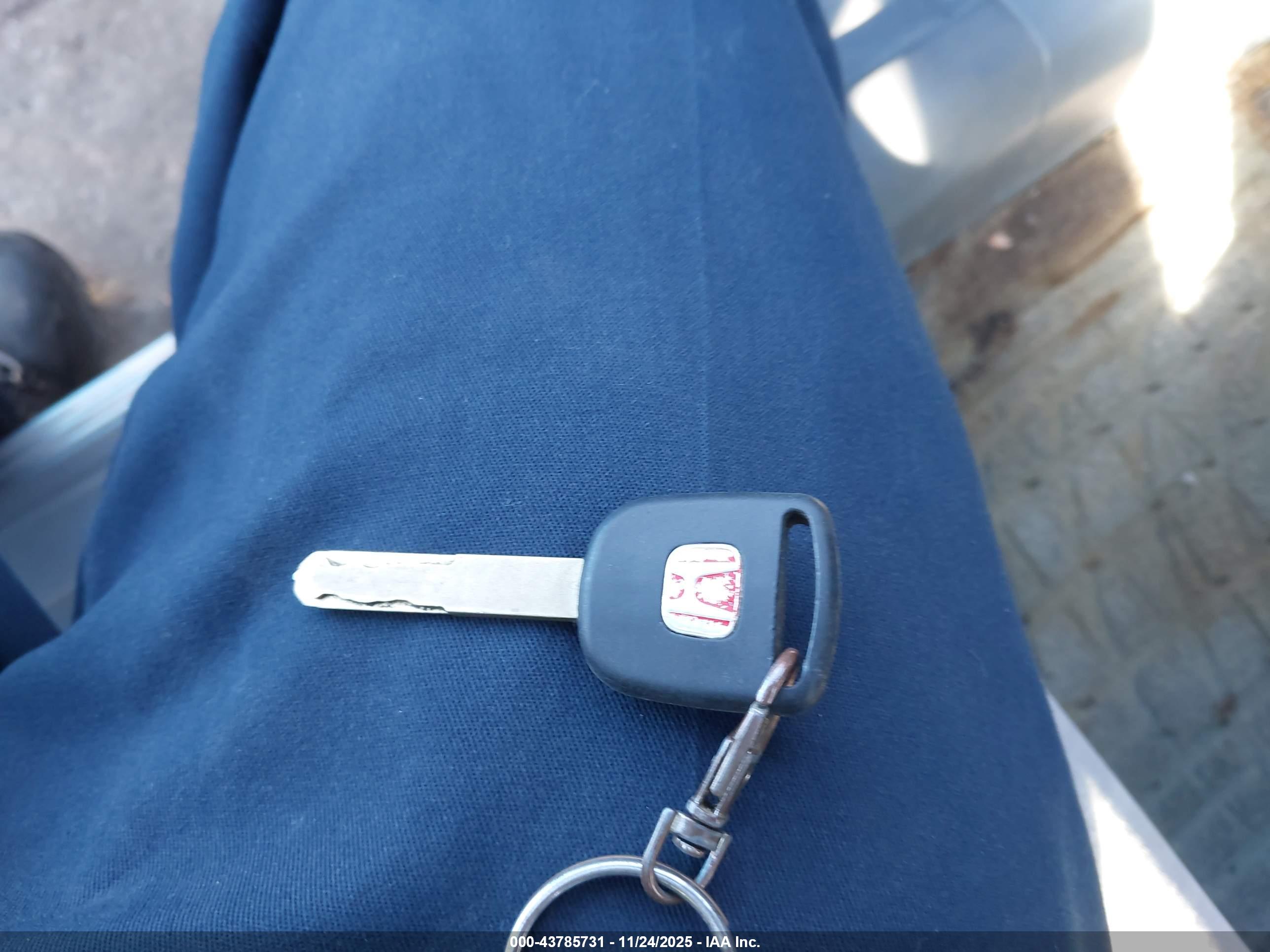 HONDA CIVIC image 11