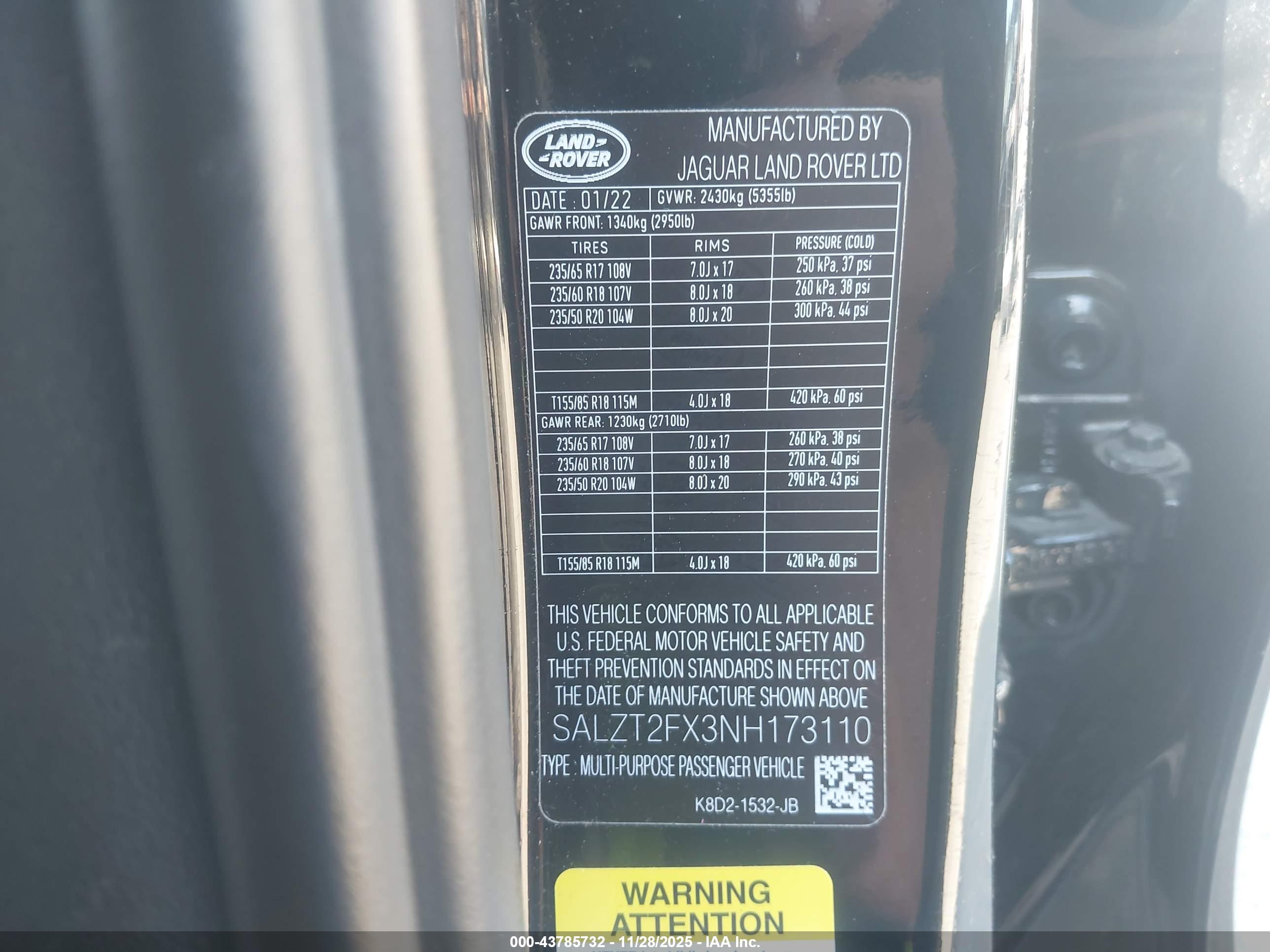 LAND ROVER image 9