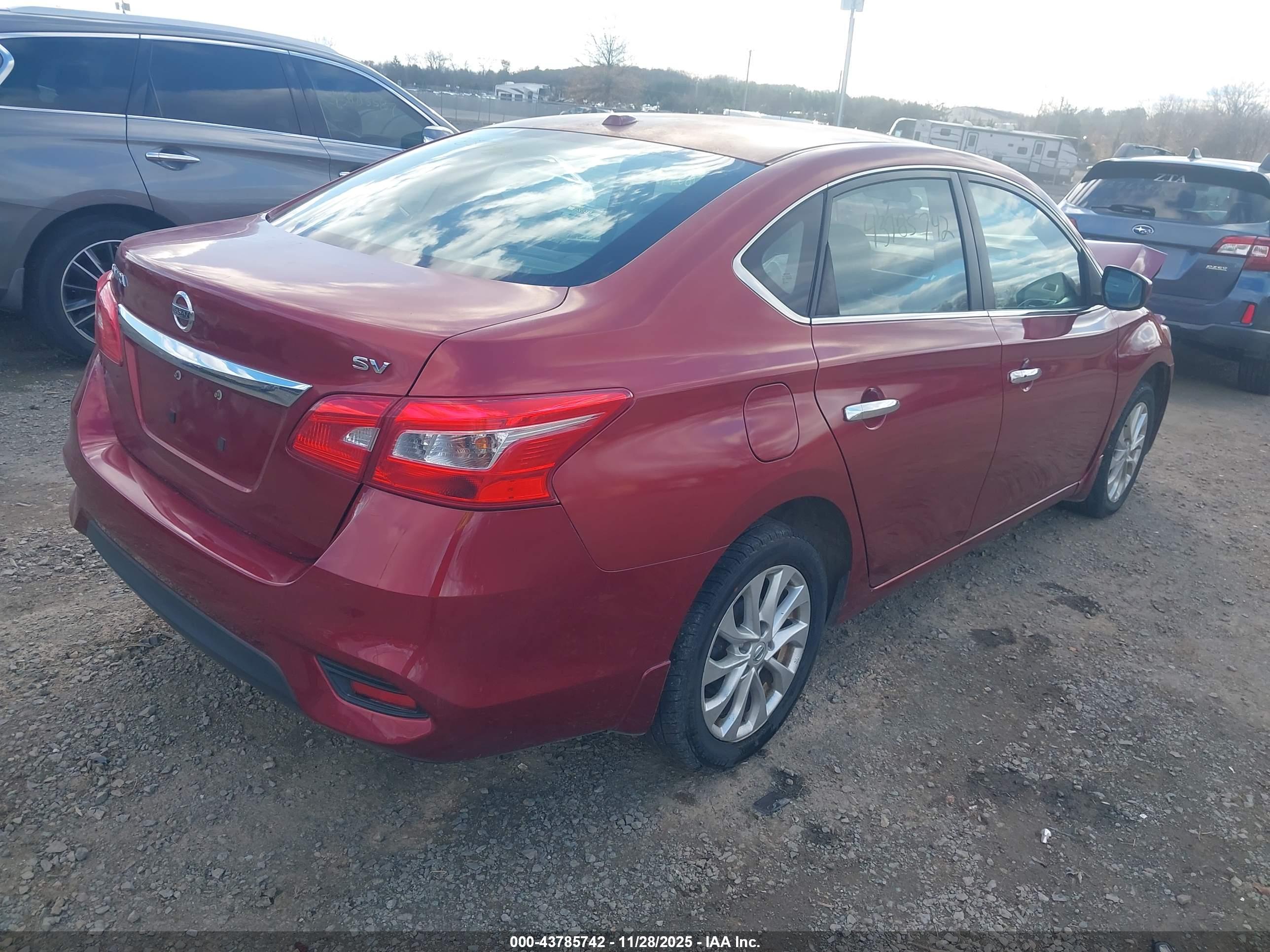 NISSAN SENTRA image 4