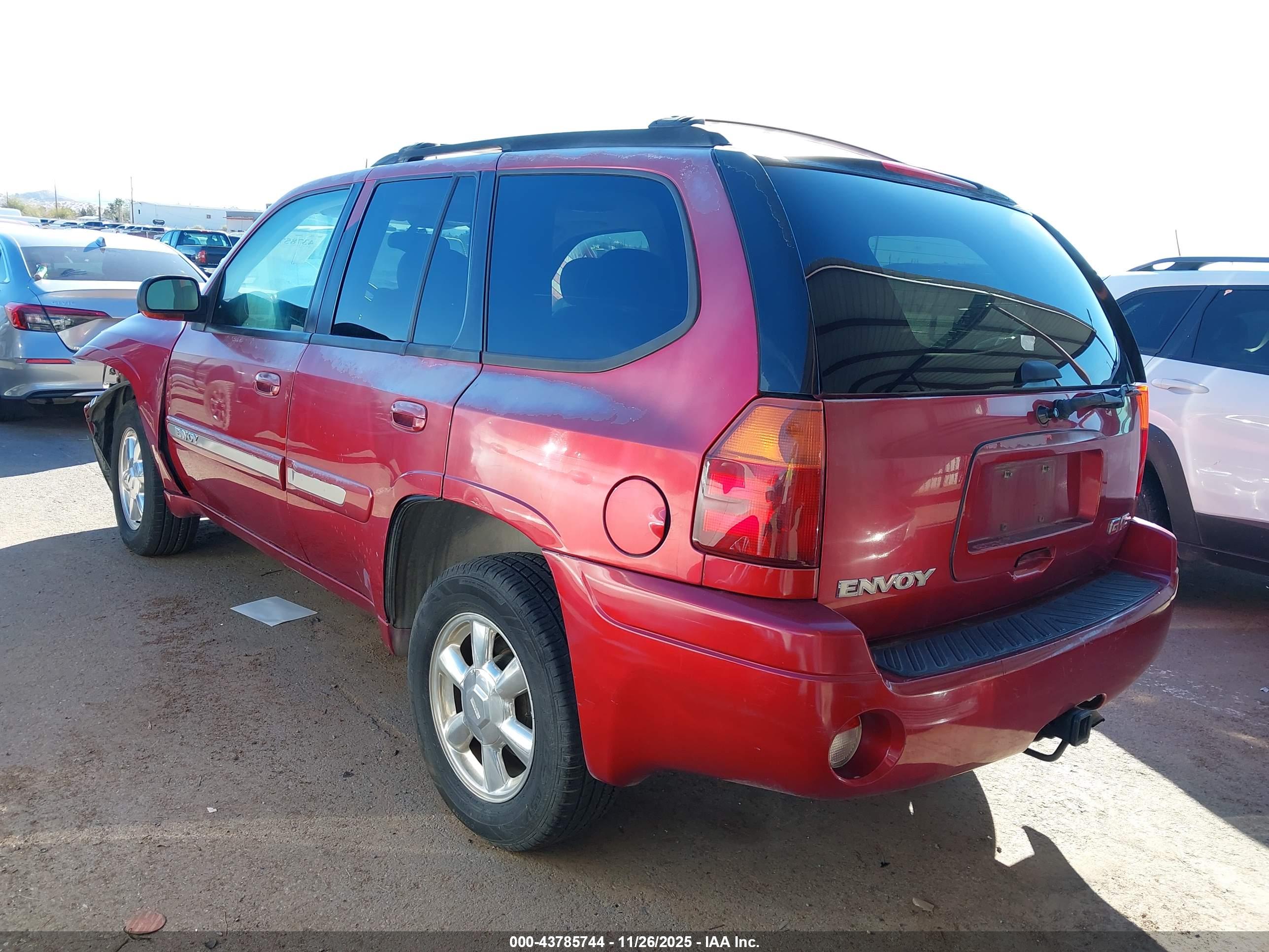 GMC ENVOY image 3