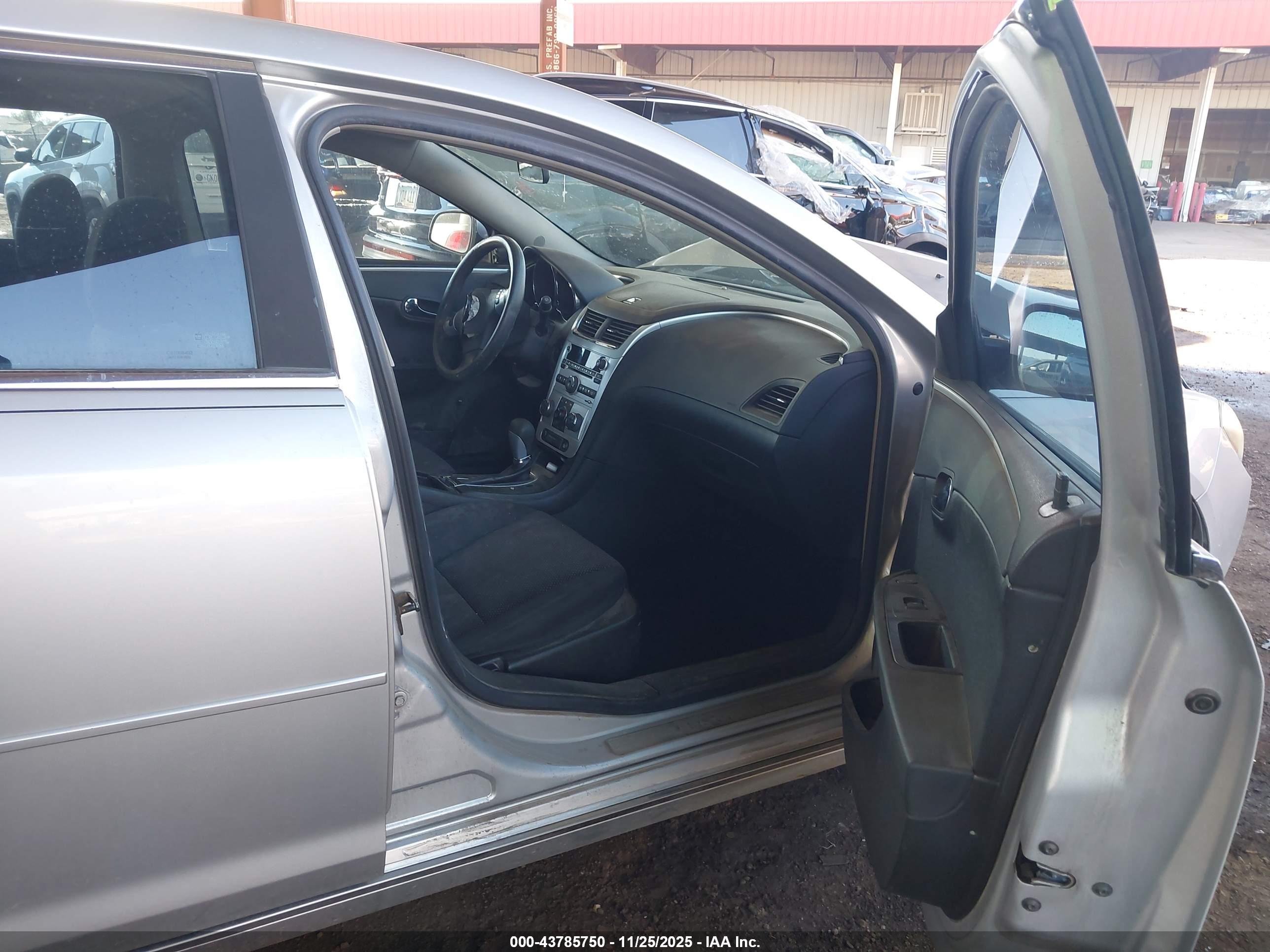 CHEVROLET MALIBU image 5