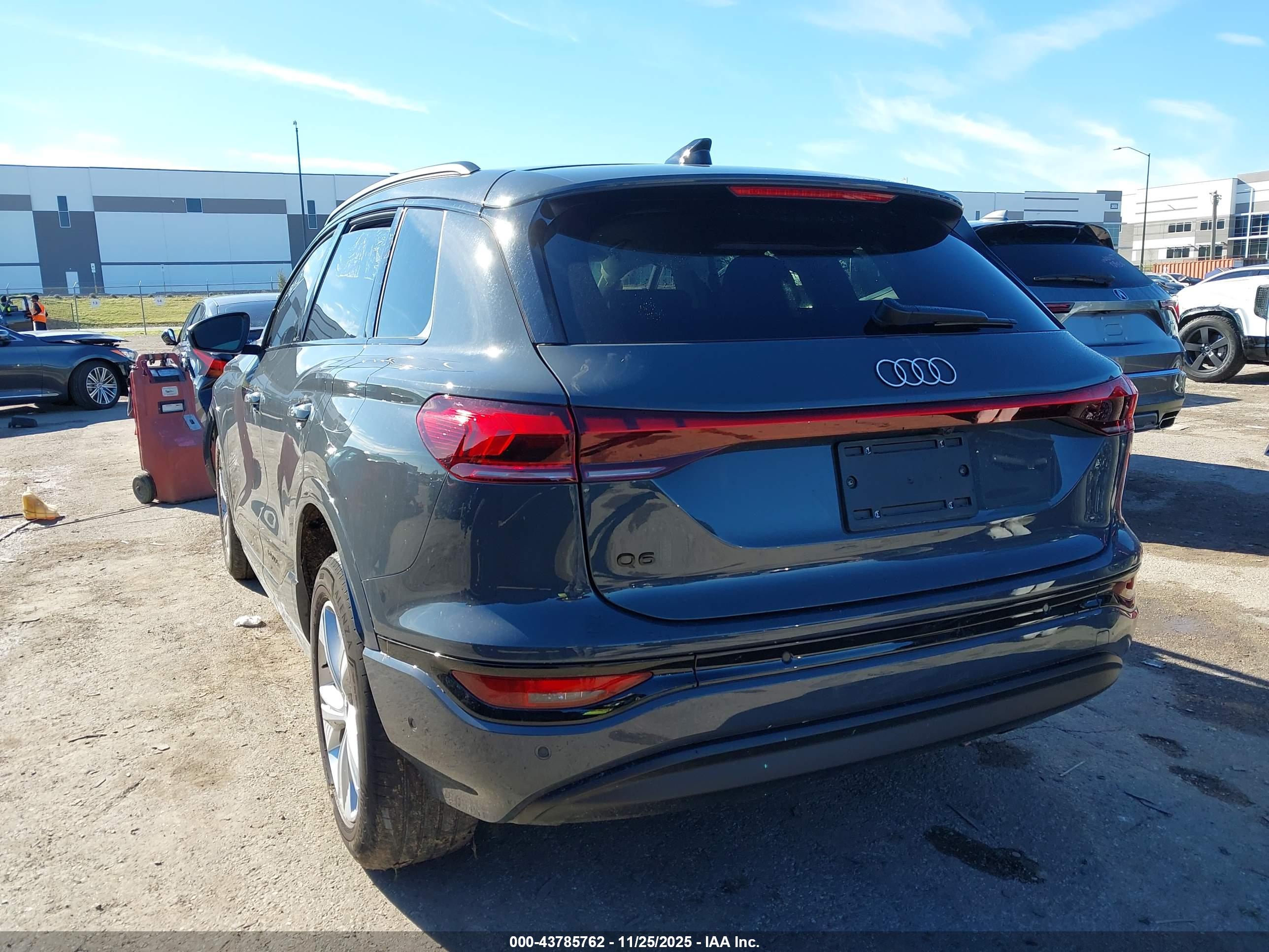 AUDI Q6 image 3