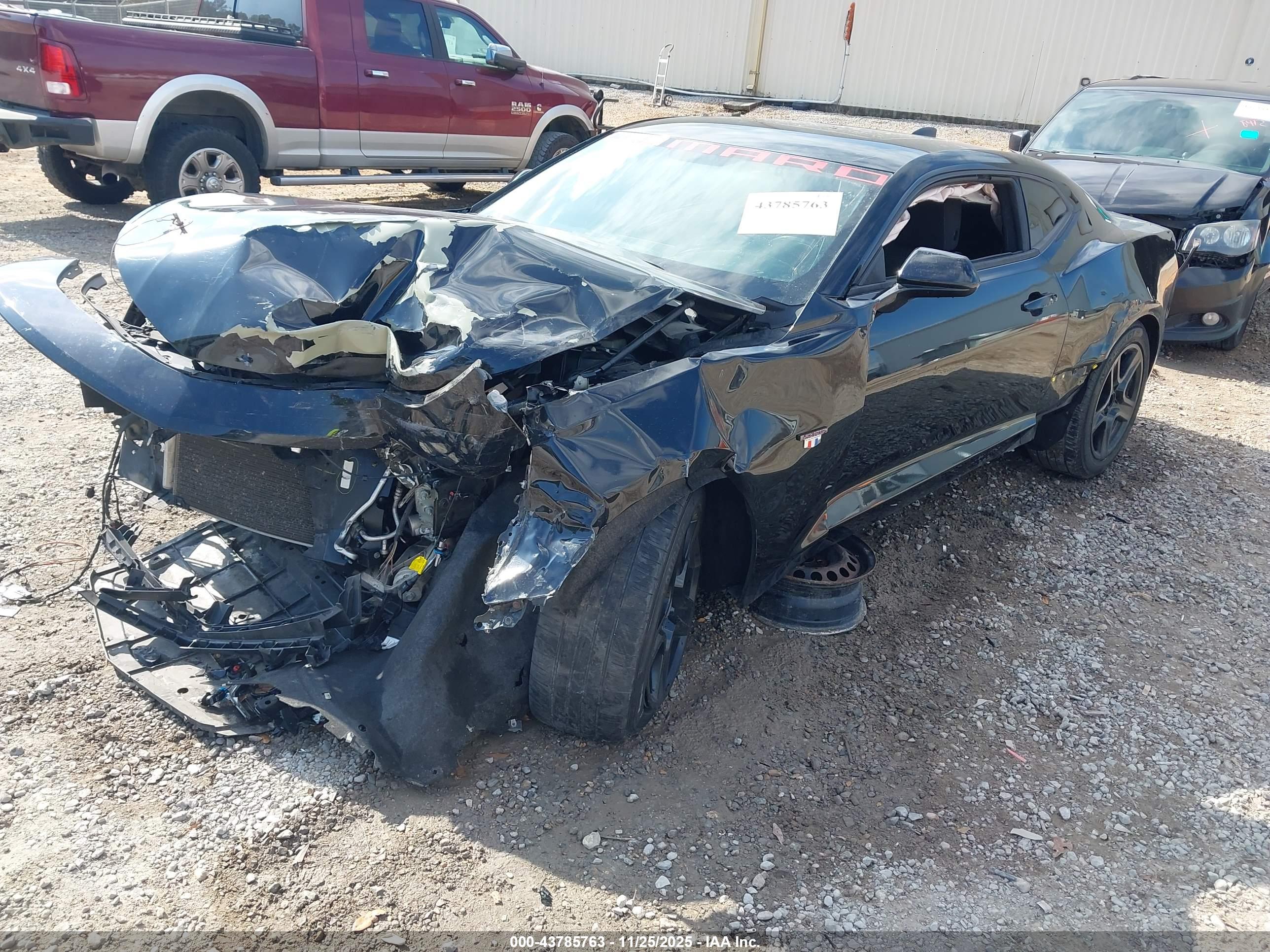 CHEVROLET CAMARO image 2