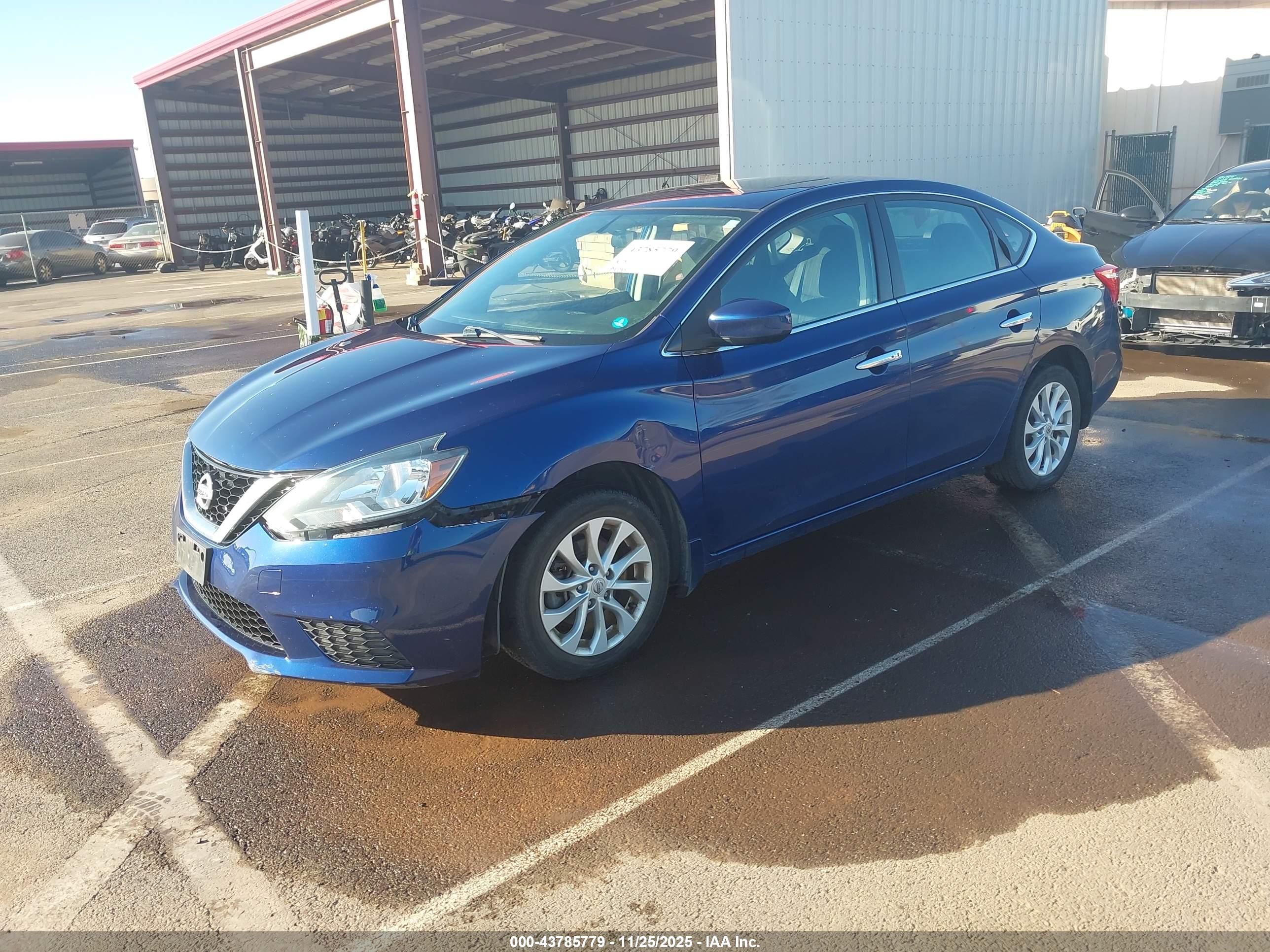 NISSAN SENTRA image 2