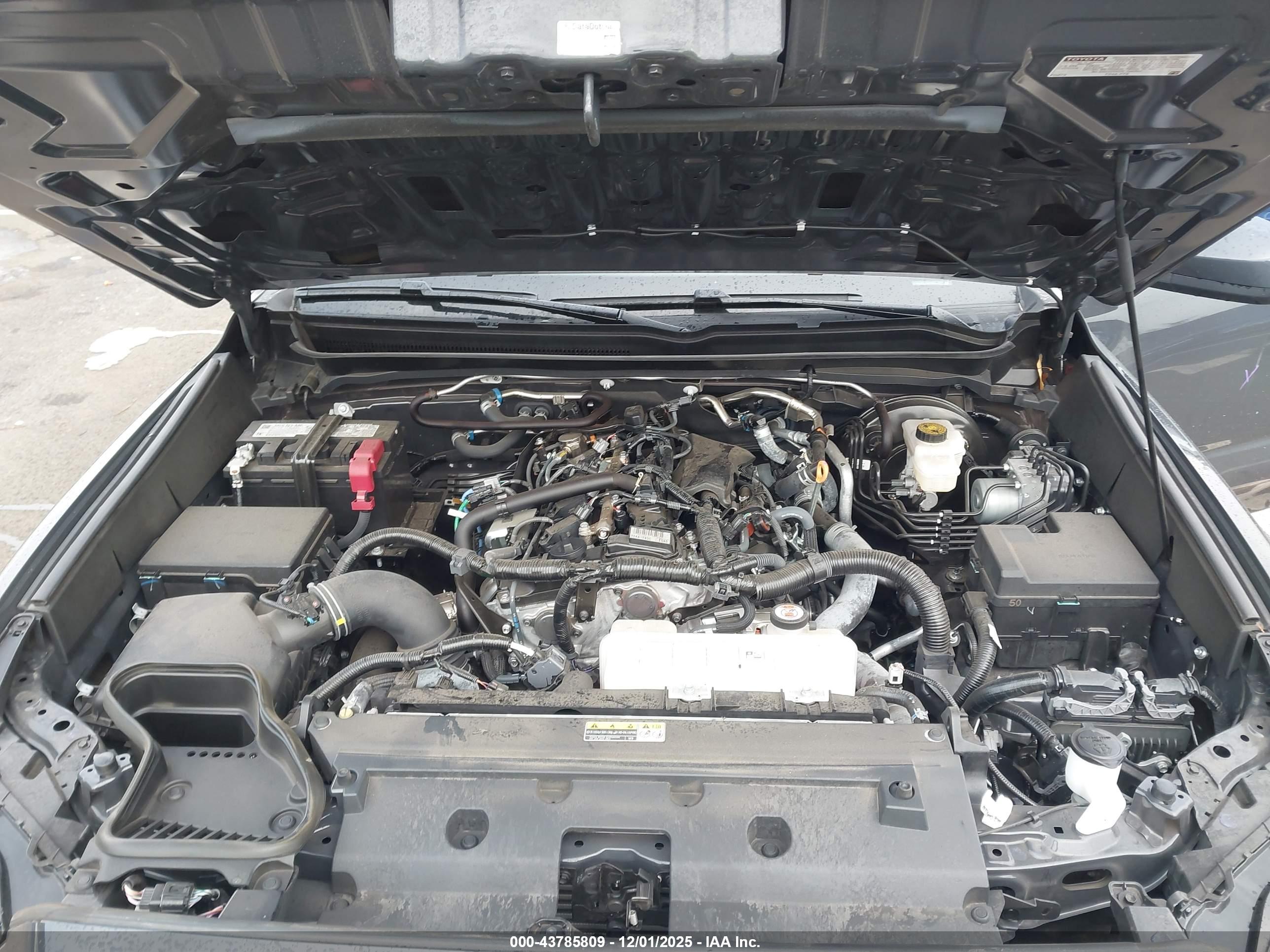 TOYOTA TACOMA image 10