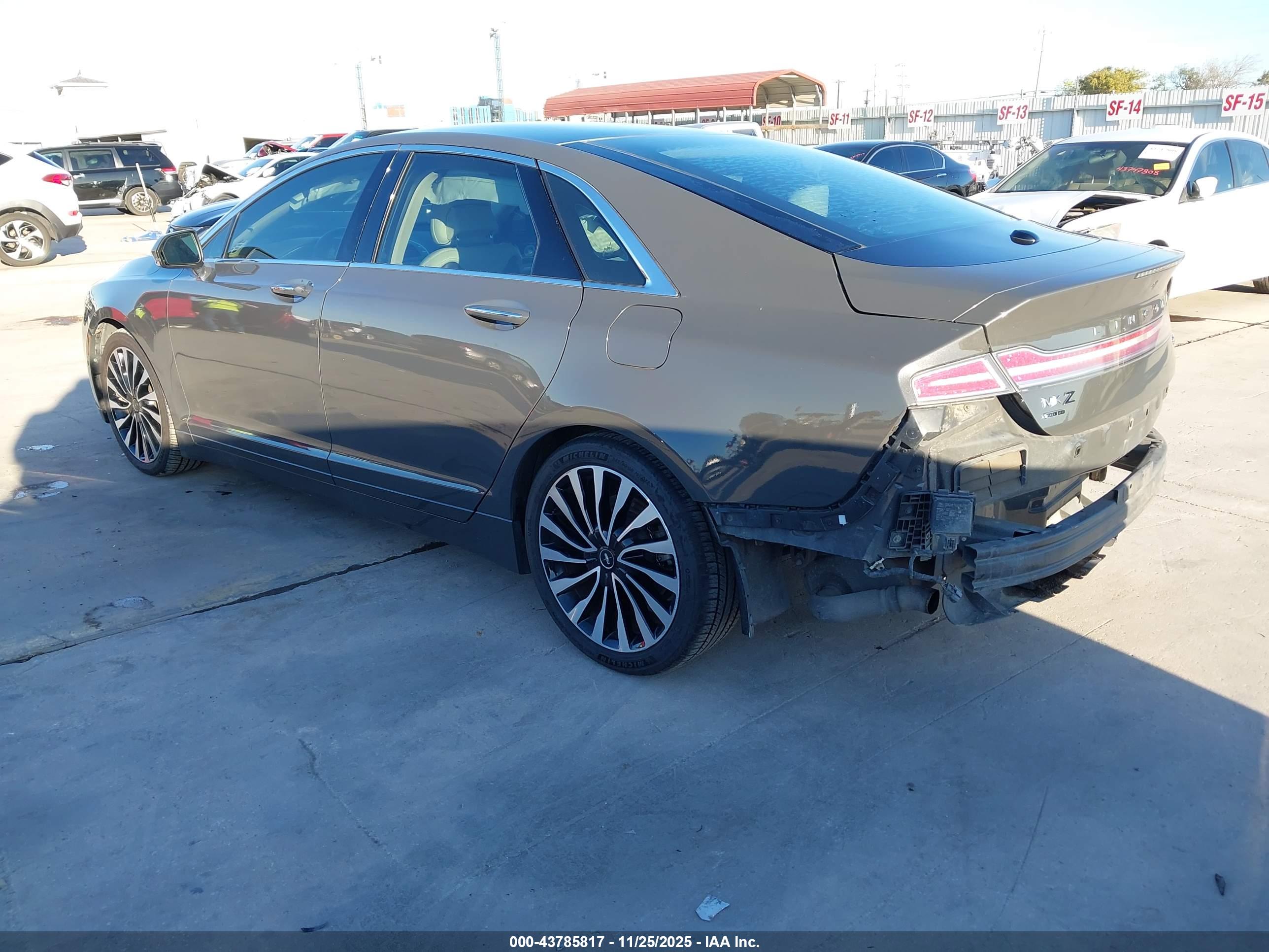 LINCOLN MKZ image 3