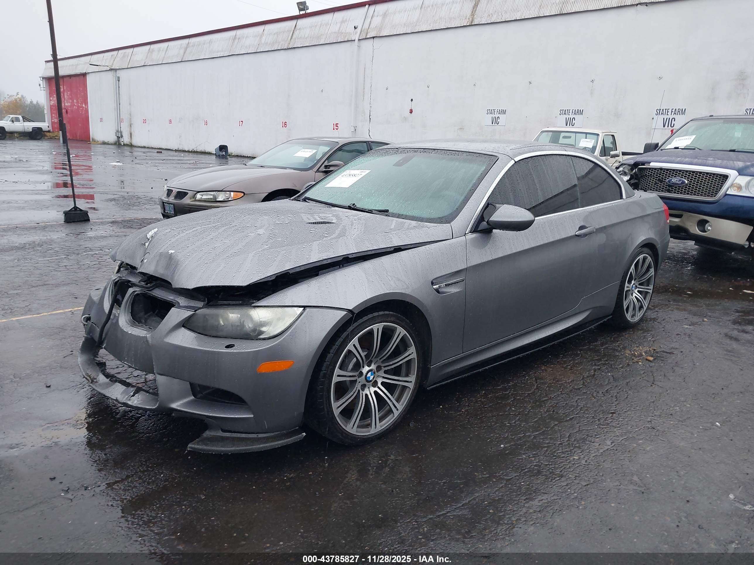 BMW M3 image 2
