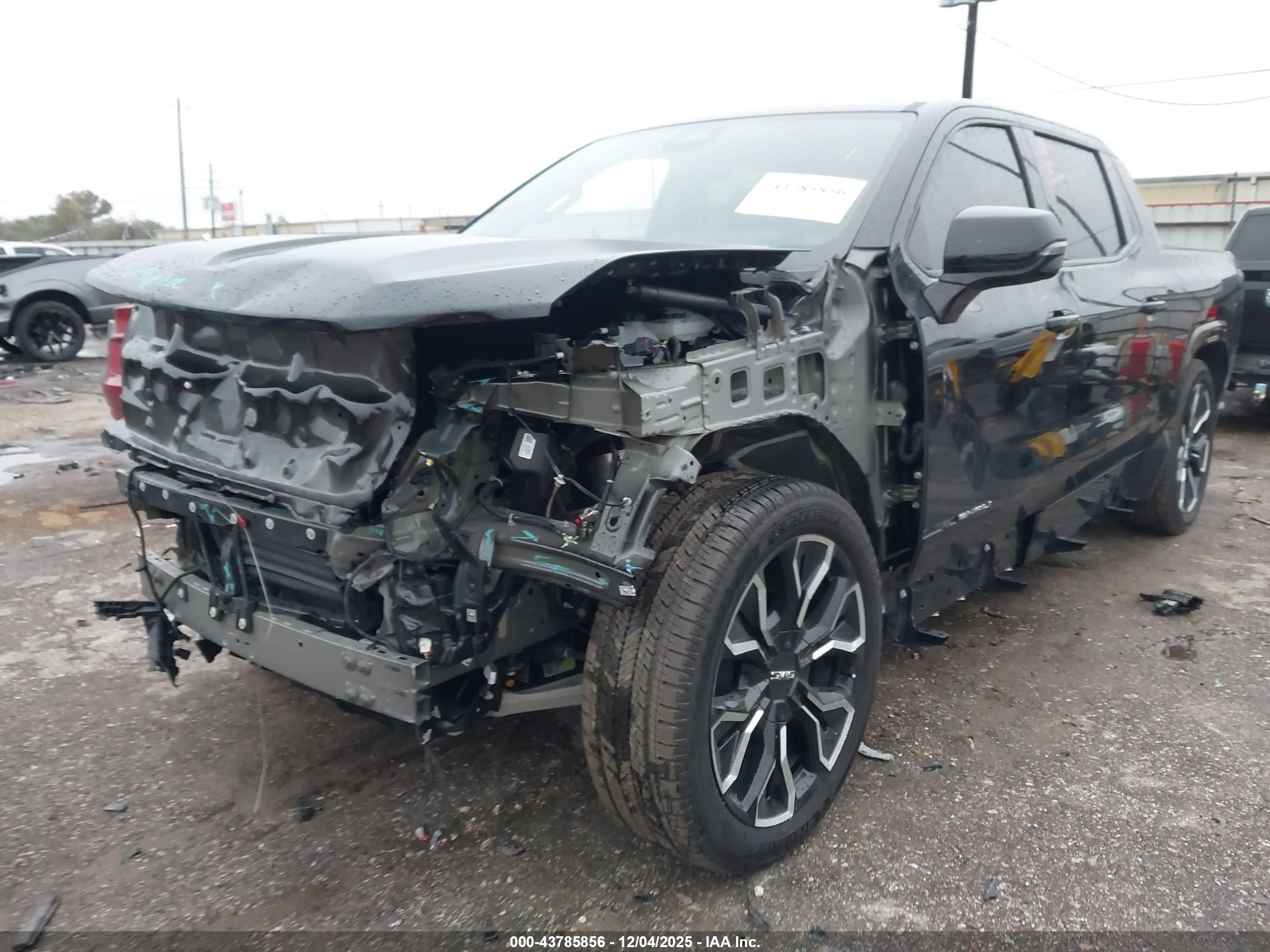 GMC SIERRA image 6