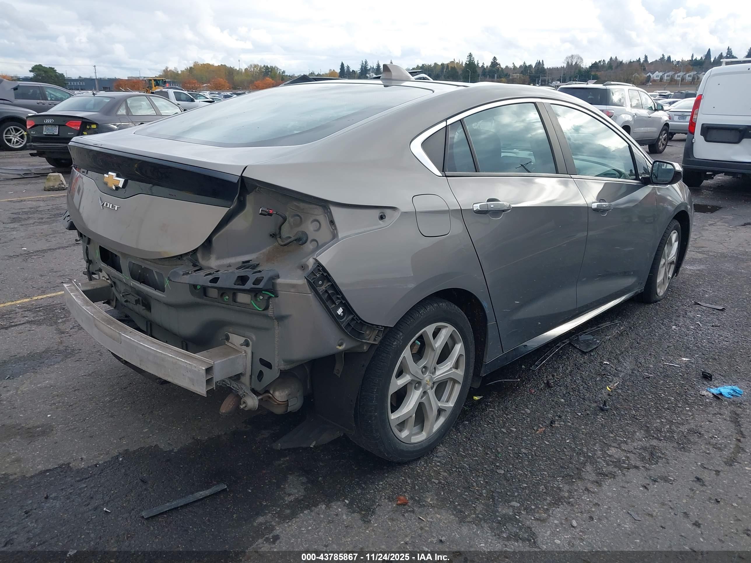 CHEVROLET VOLT image 4