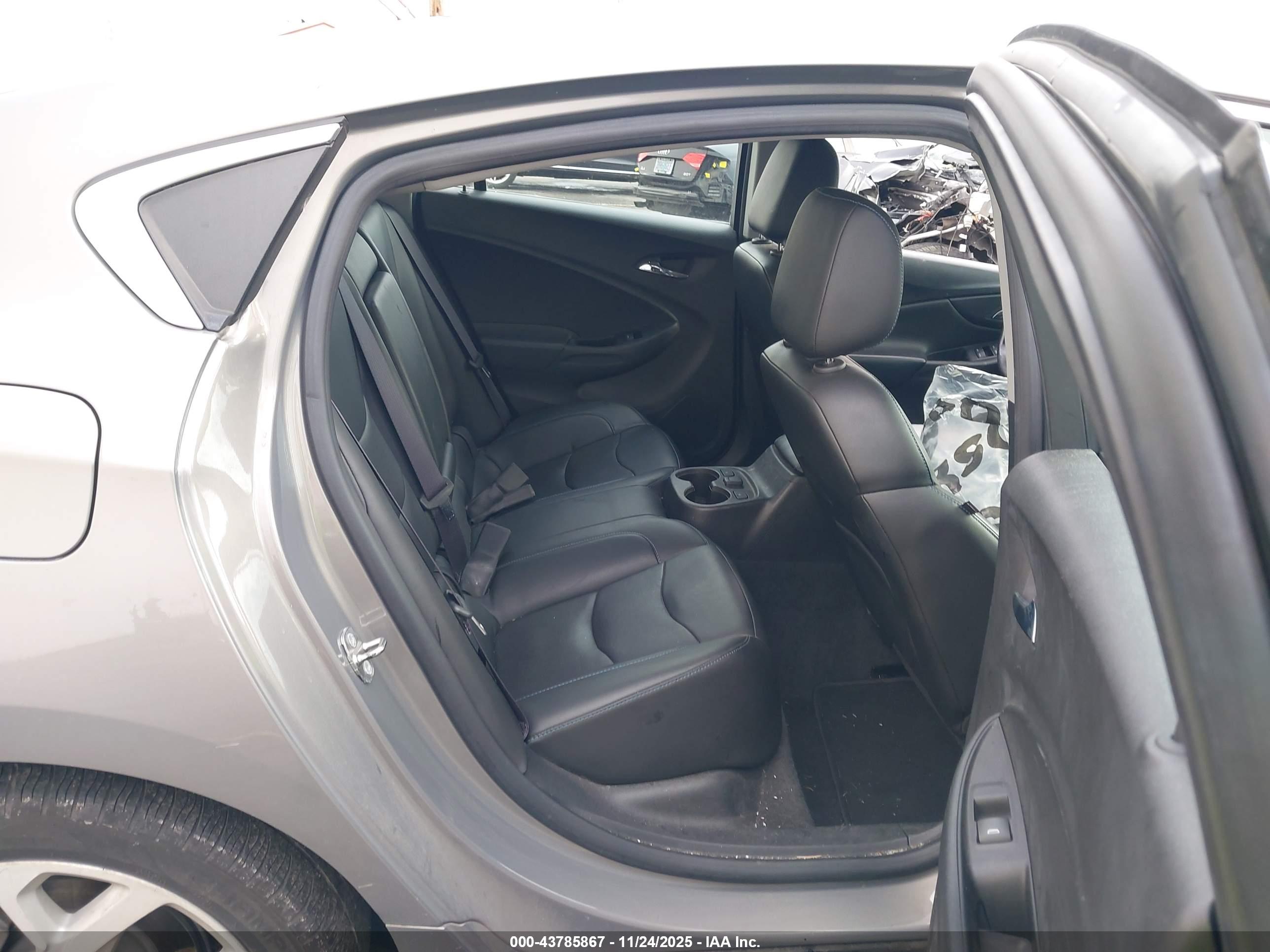 CHEVROLET VOLT image 8