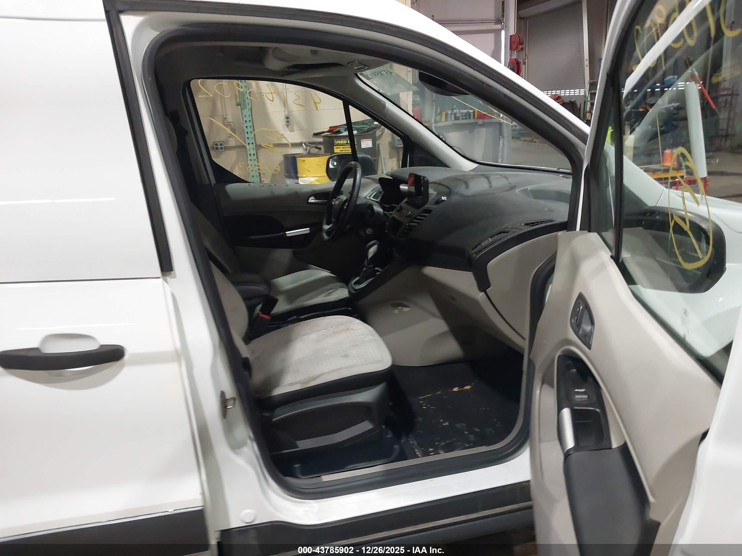 FORD TRANSIT image 5