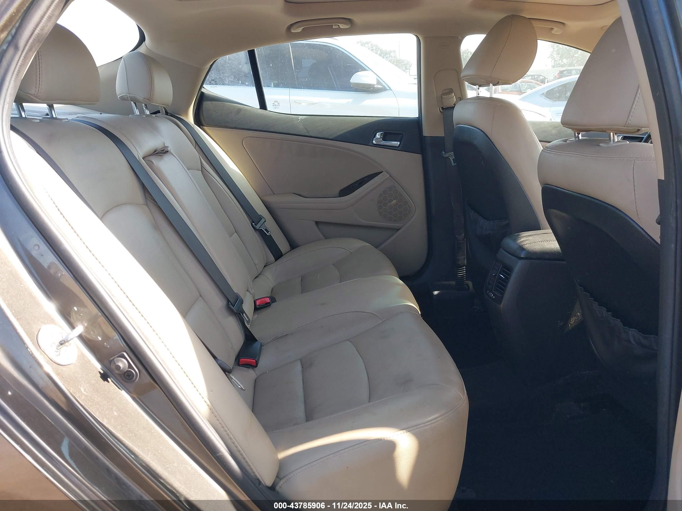 KIA OPTIMA image 8