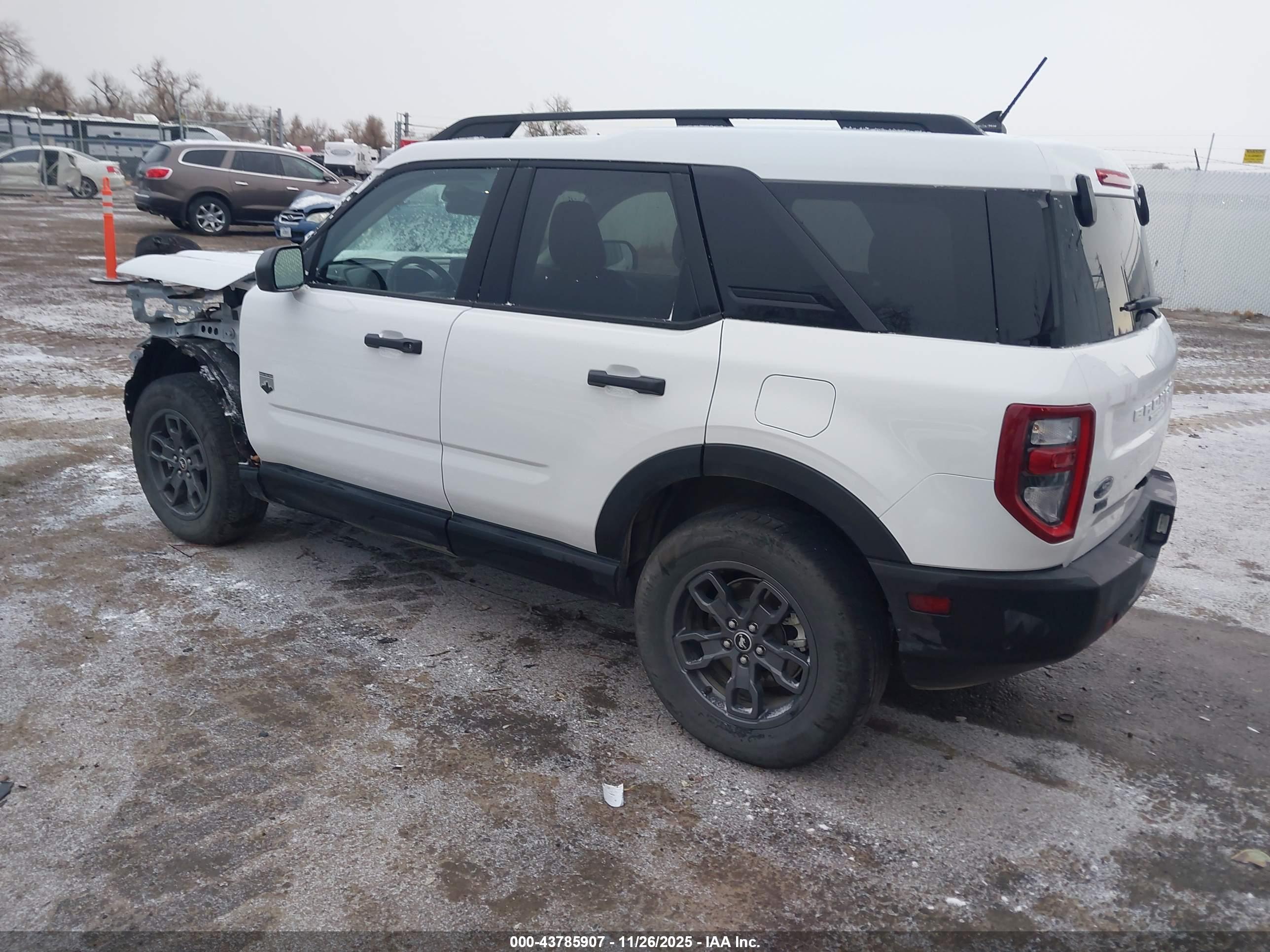 FORD BRONCO image 3