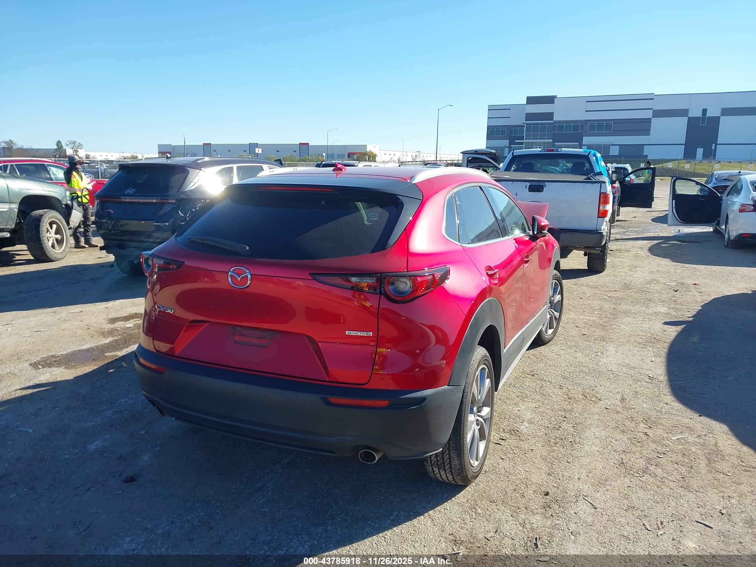 MAZDA CX-30 image 4