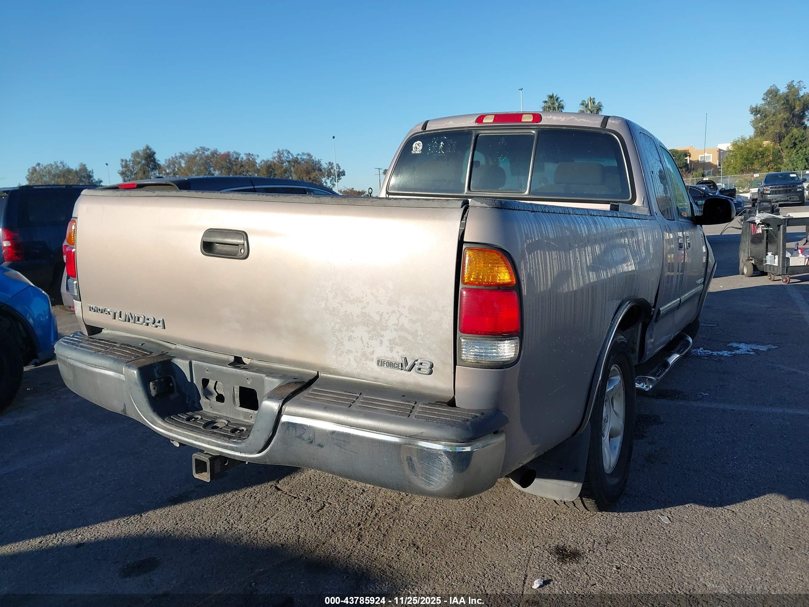 TOYOTA TUNDRA image 4