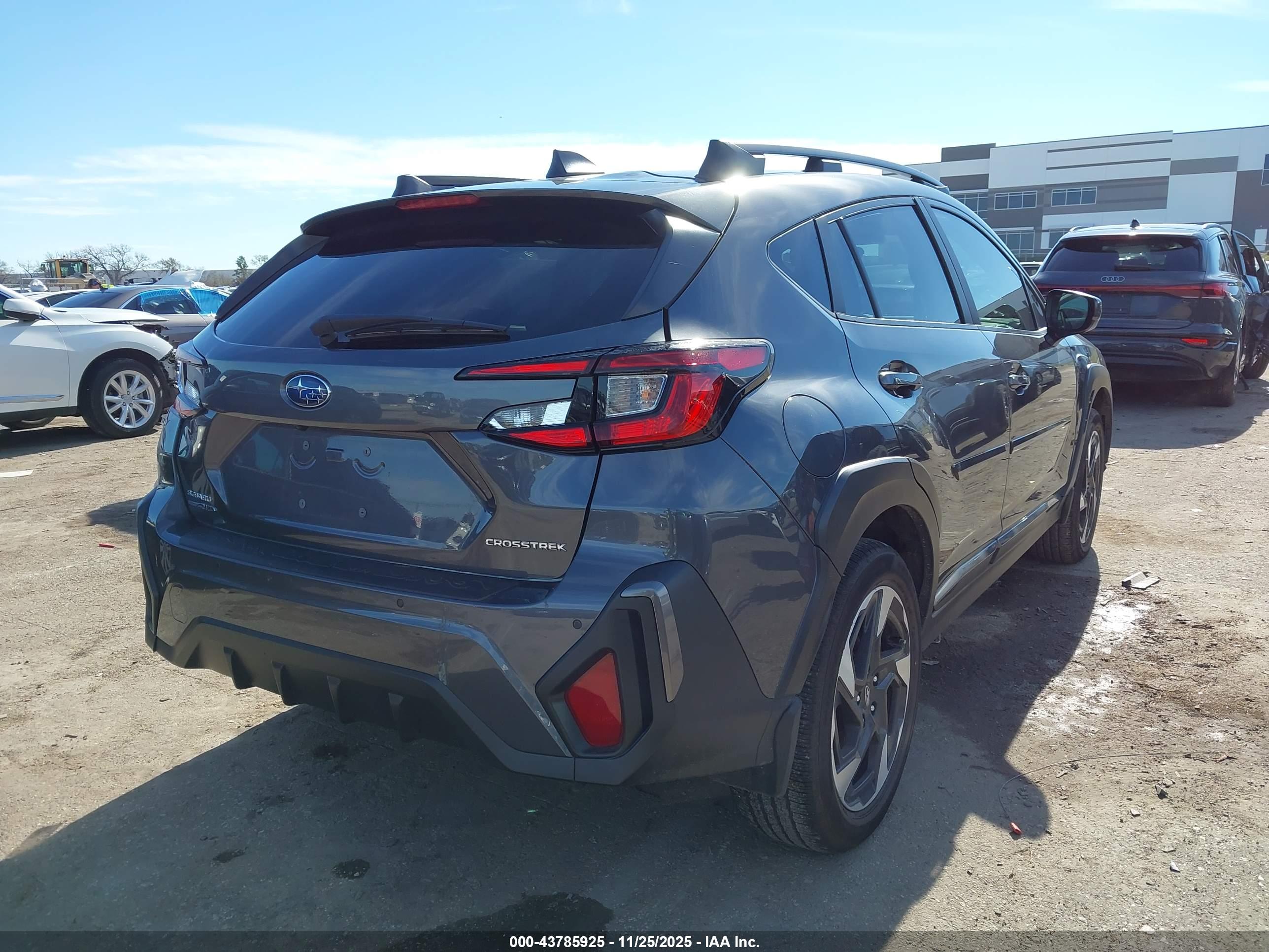 SUBARU CROSSTREK image 4