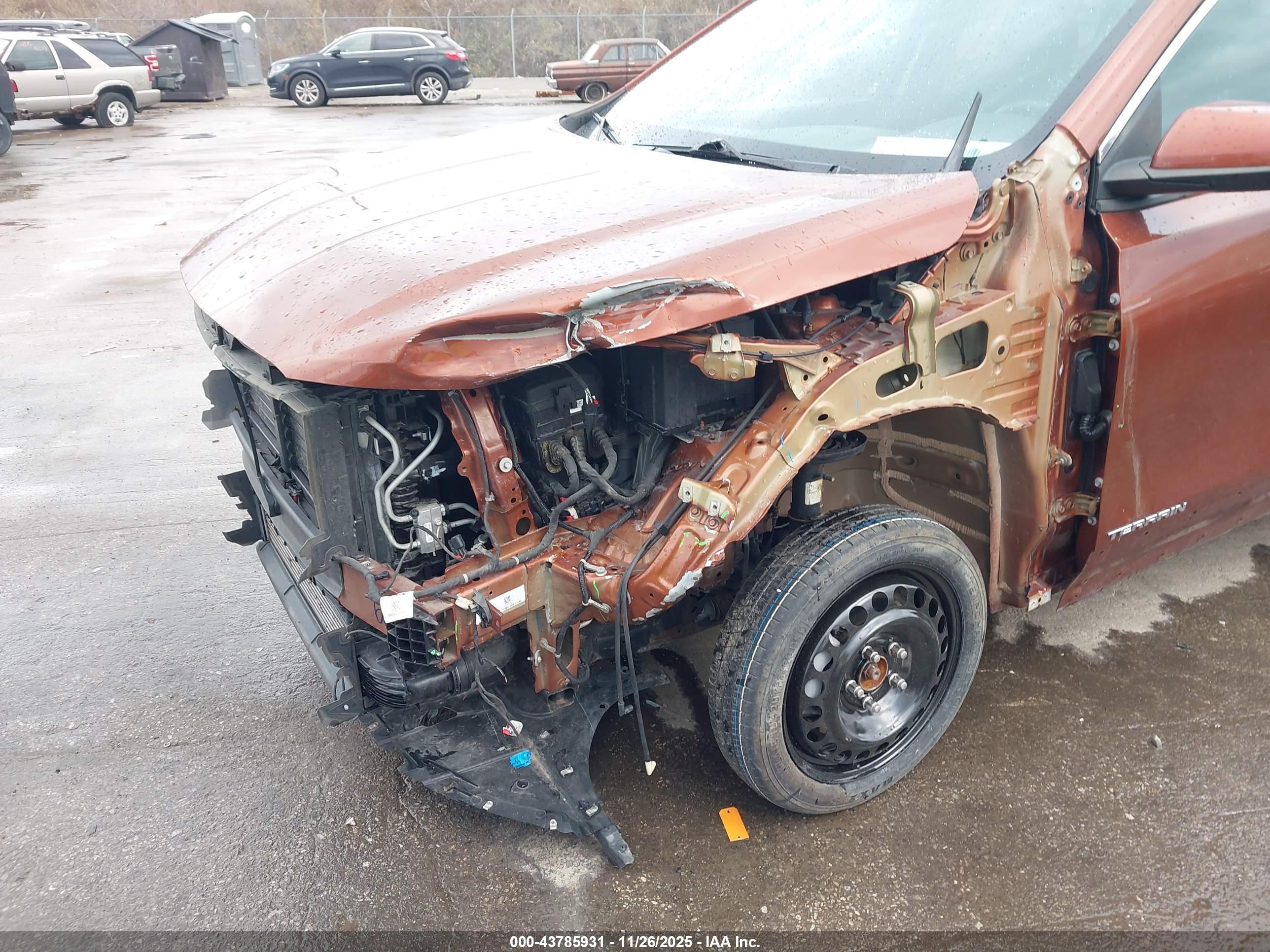 GMC TERRAIN image 6