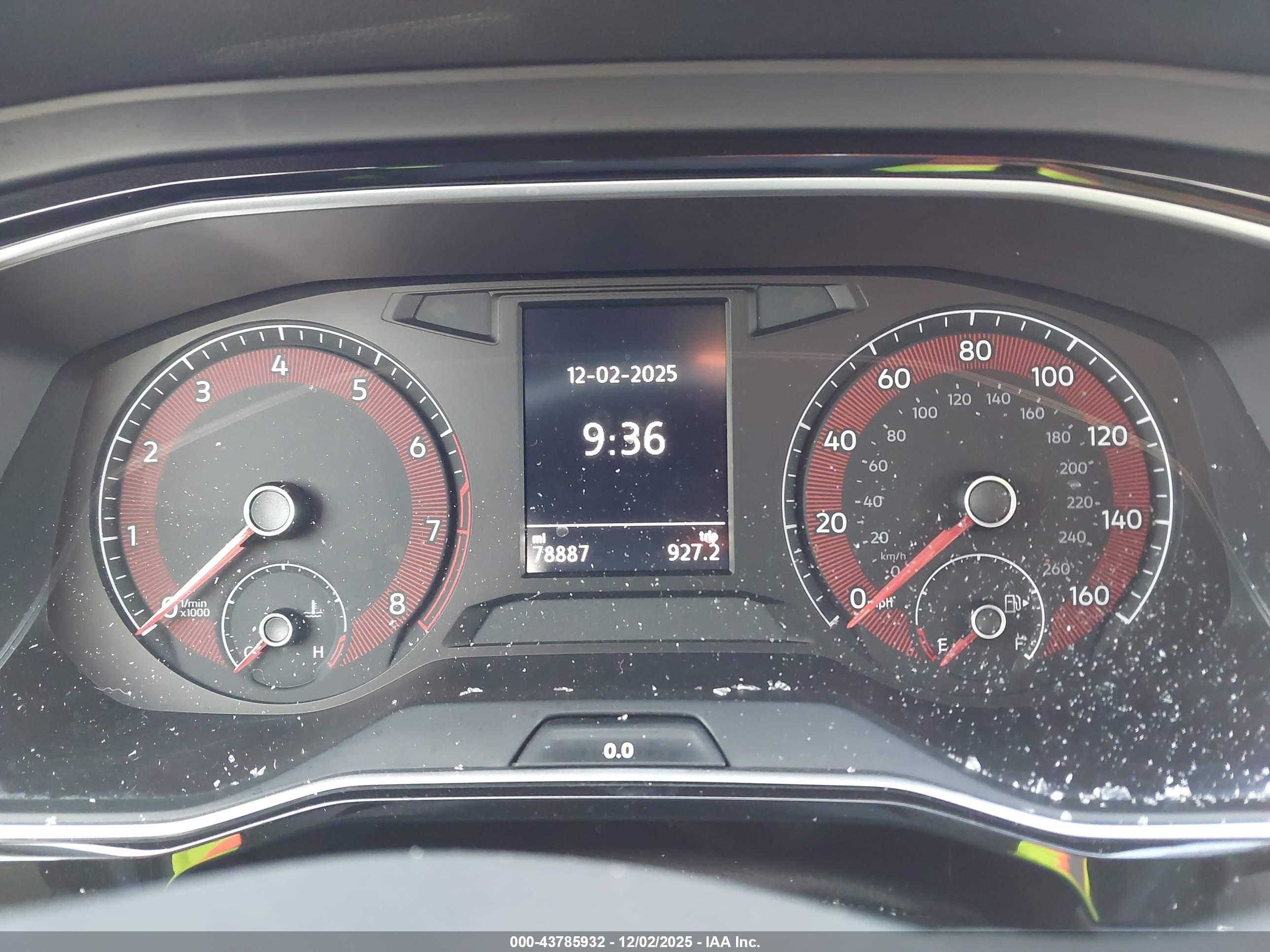VOLKSWAGEN JETTA image 7