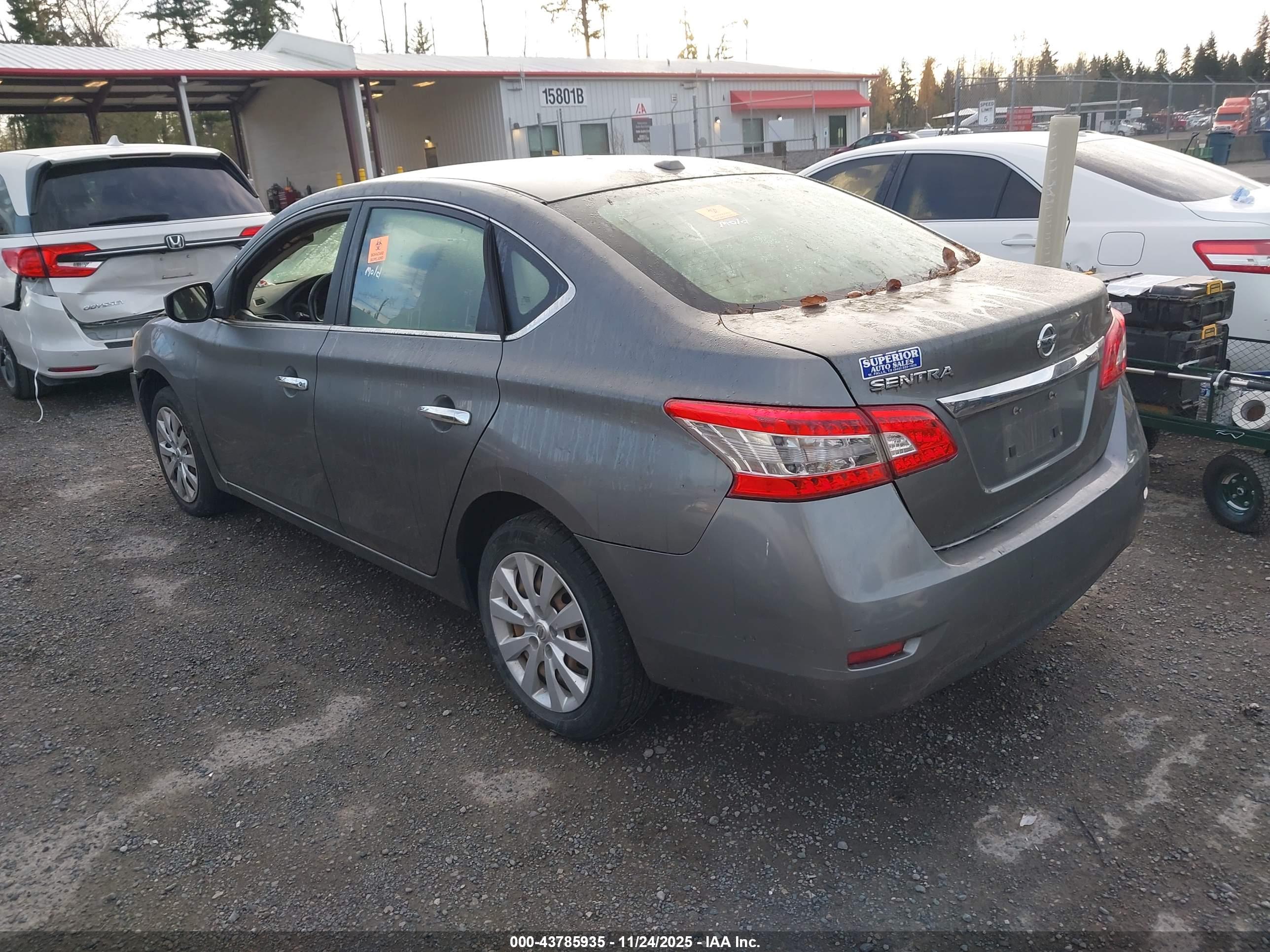 NISSAN SENTRA image 3