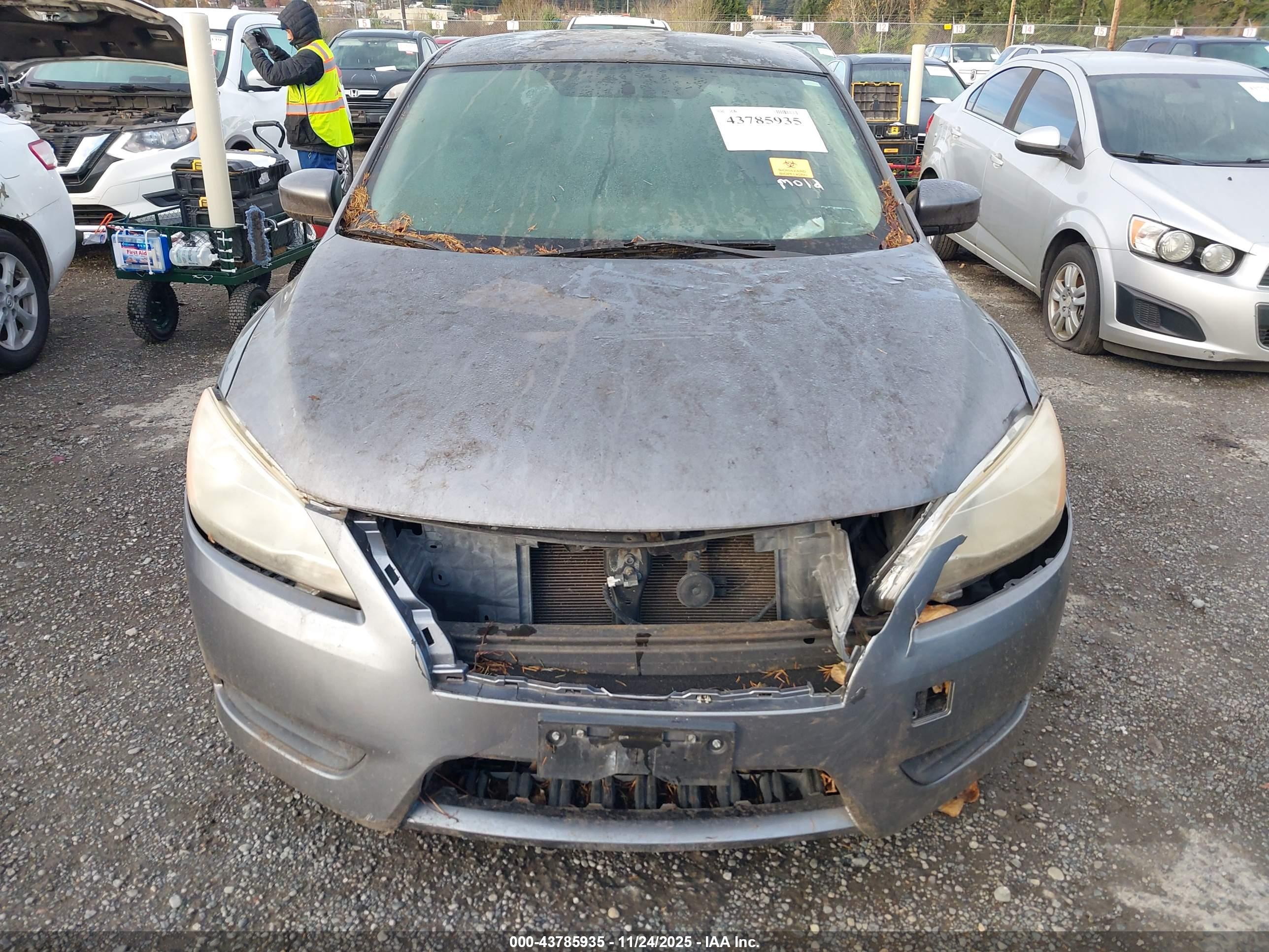NISSAN SENTRA image 6