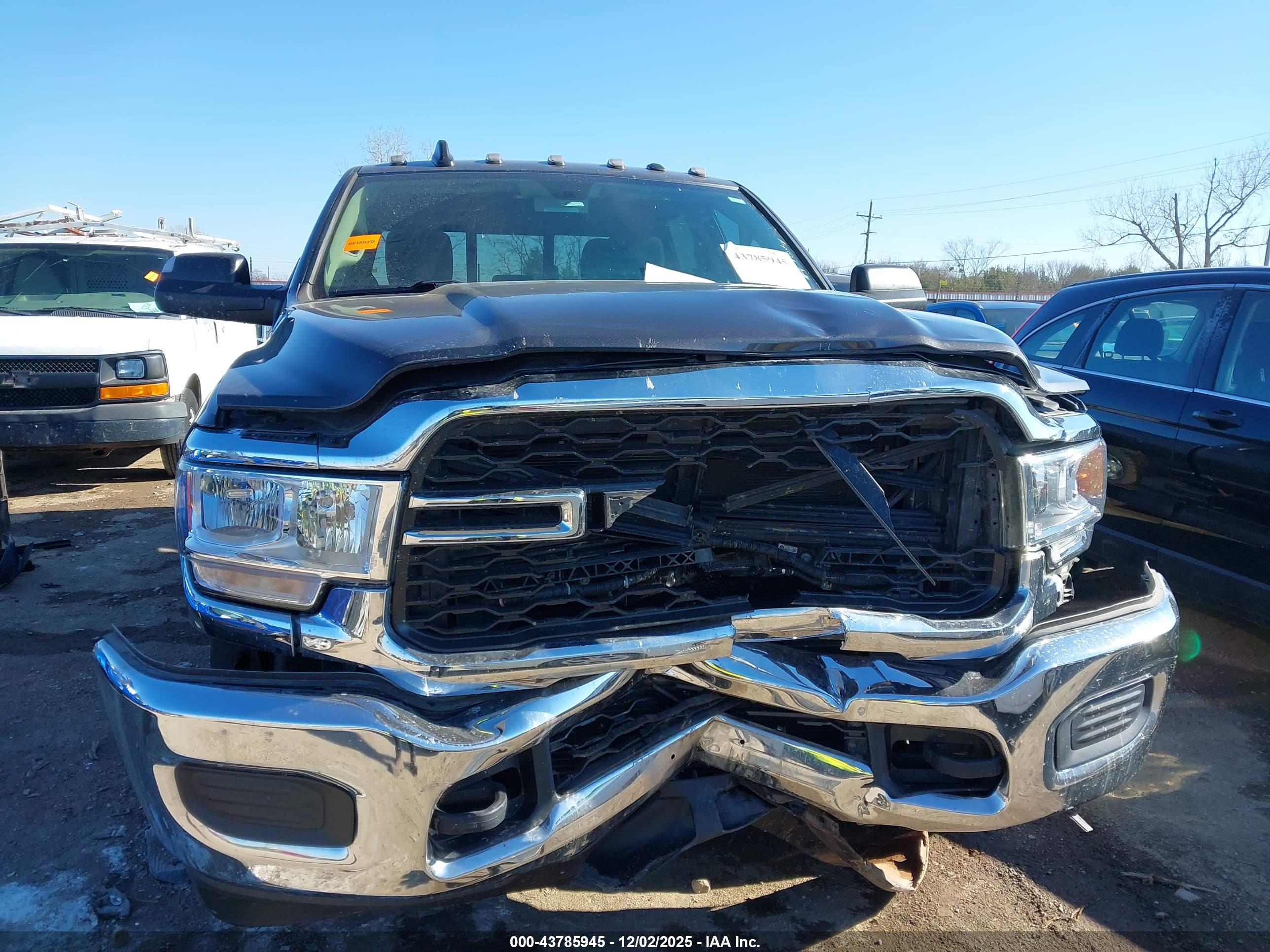 RAM 2500 image 6