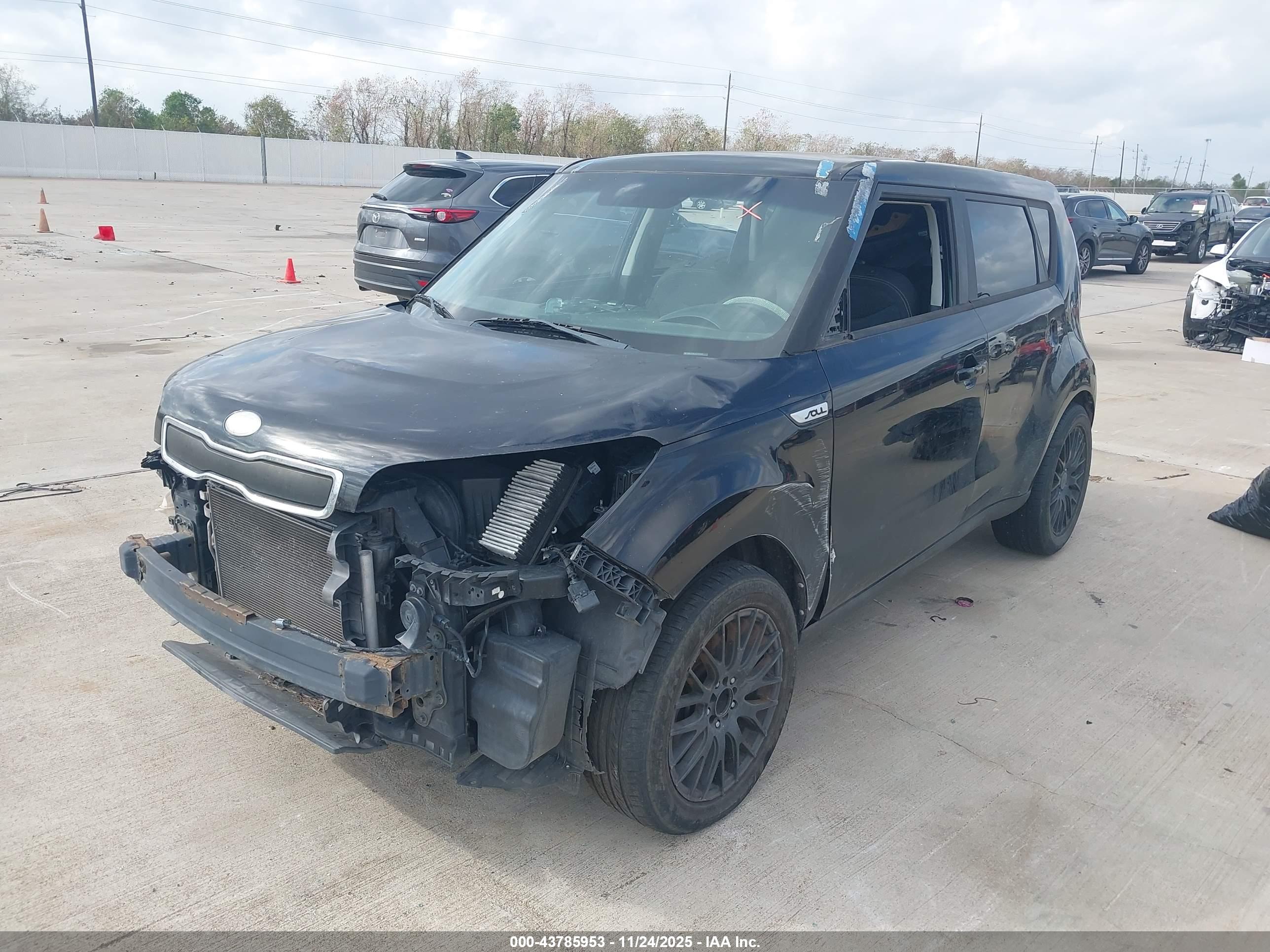 KIA SOUL image 6