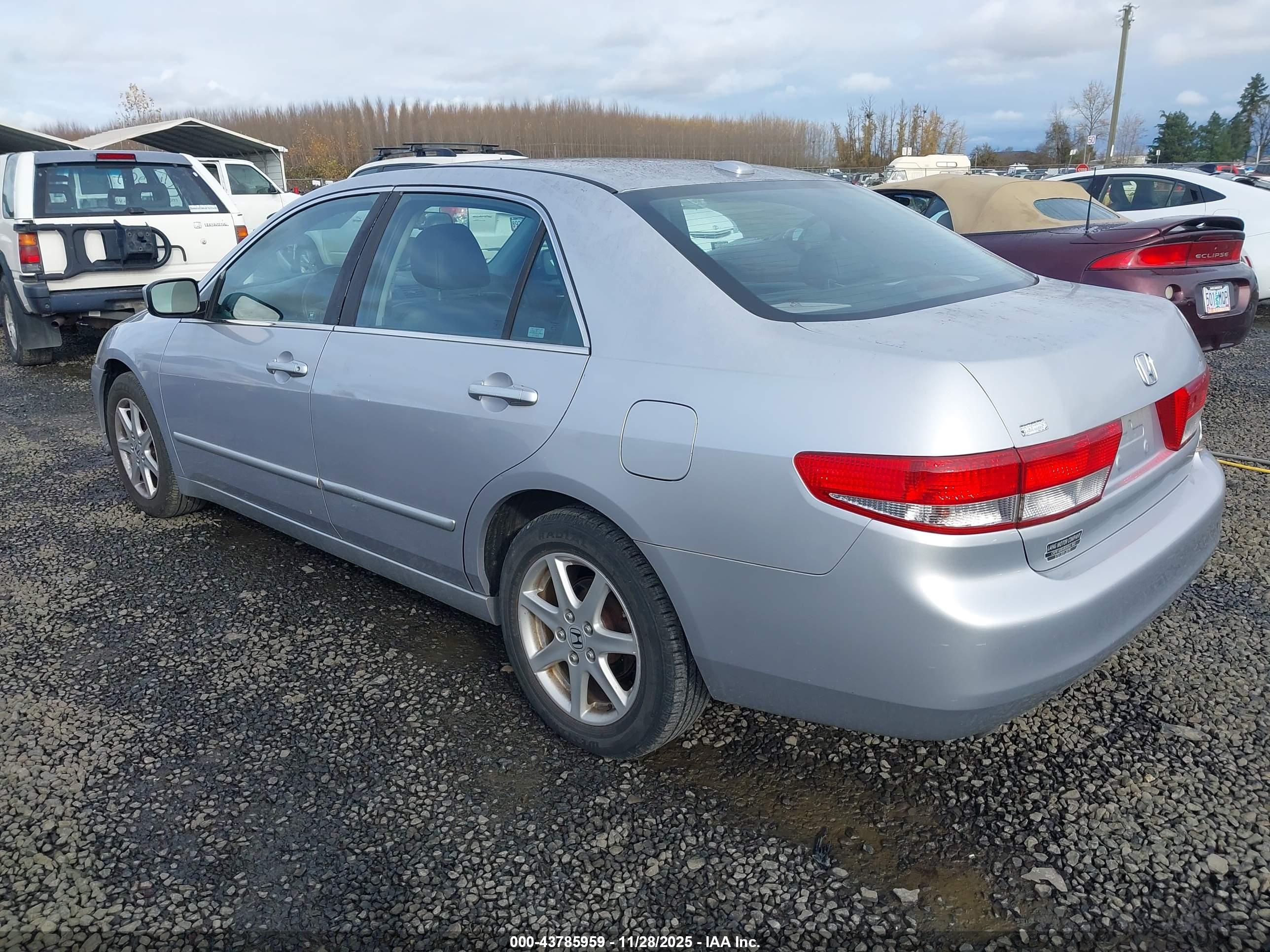 HONDA ACCORD image 3