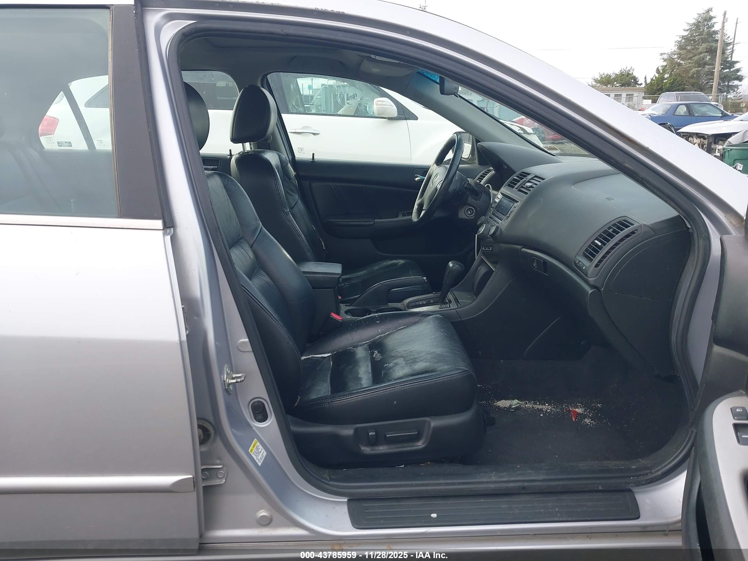 HONDA ACCORD image 5