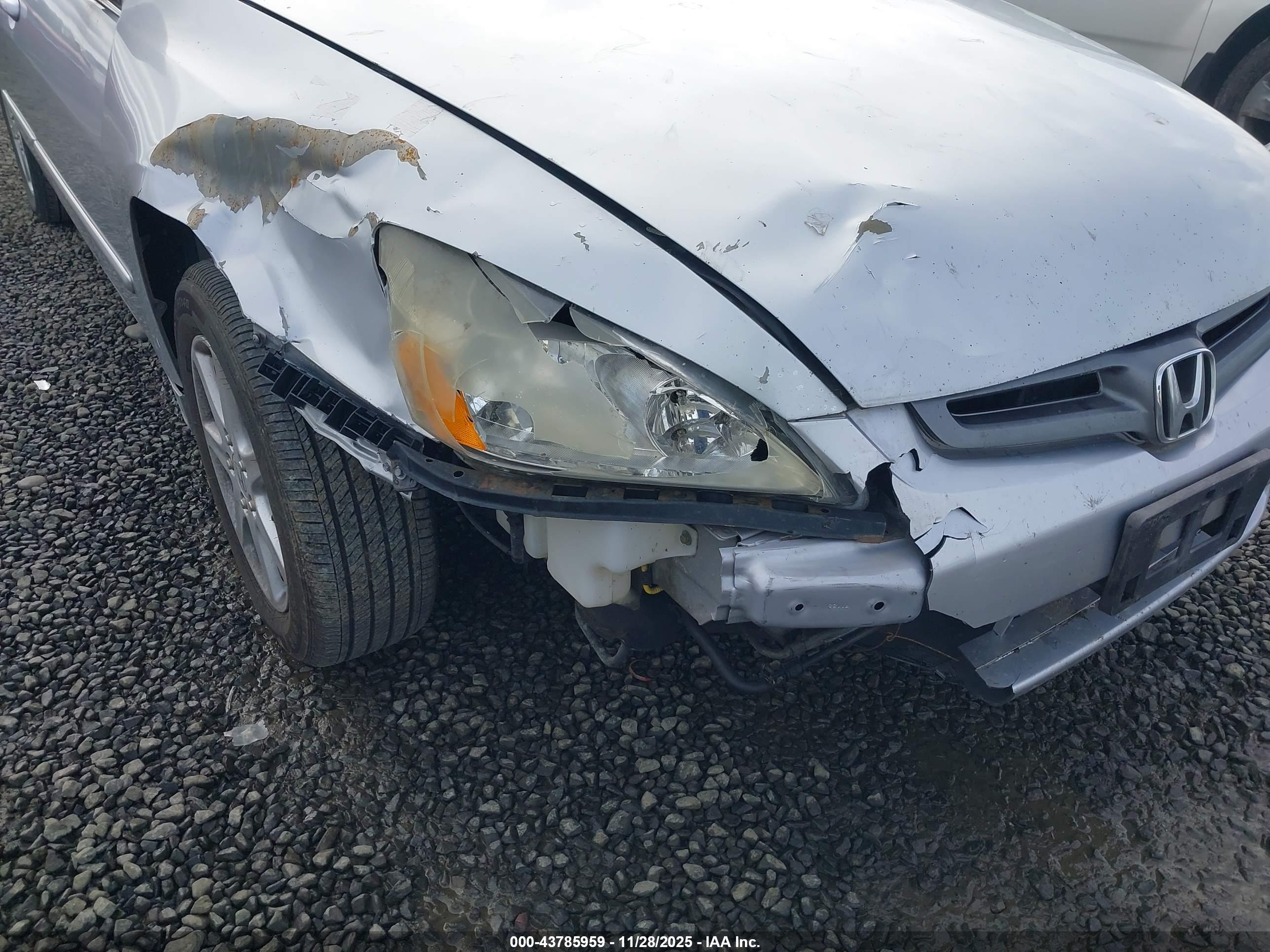 HONDA ACCORD image 6
