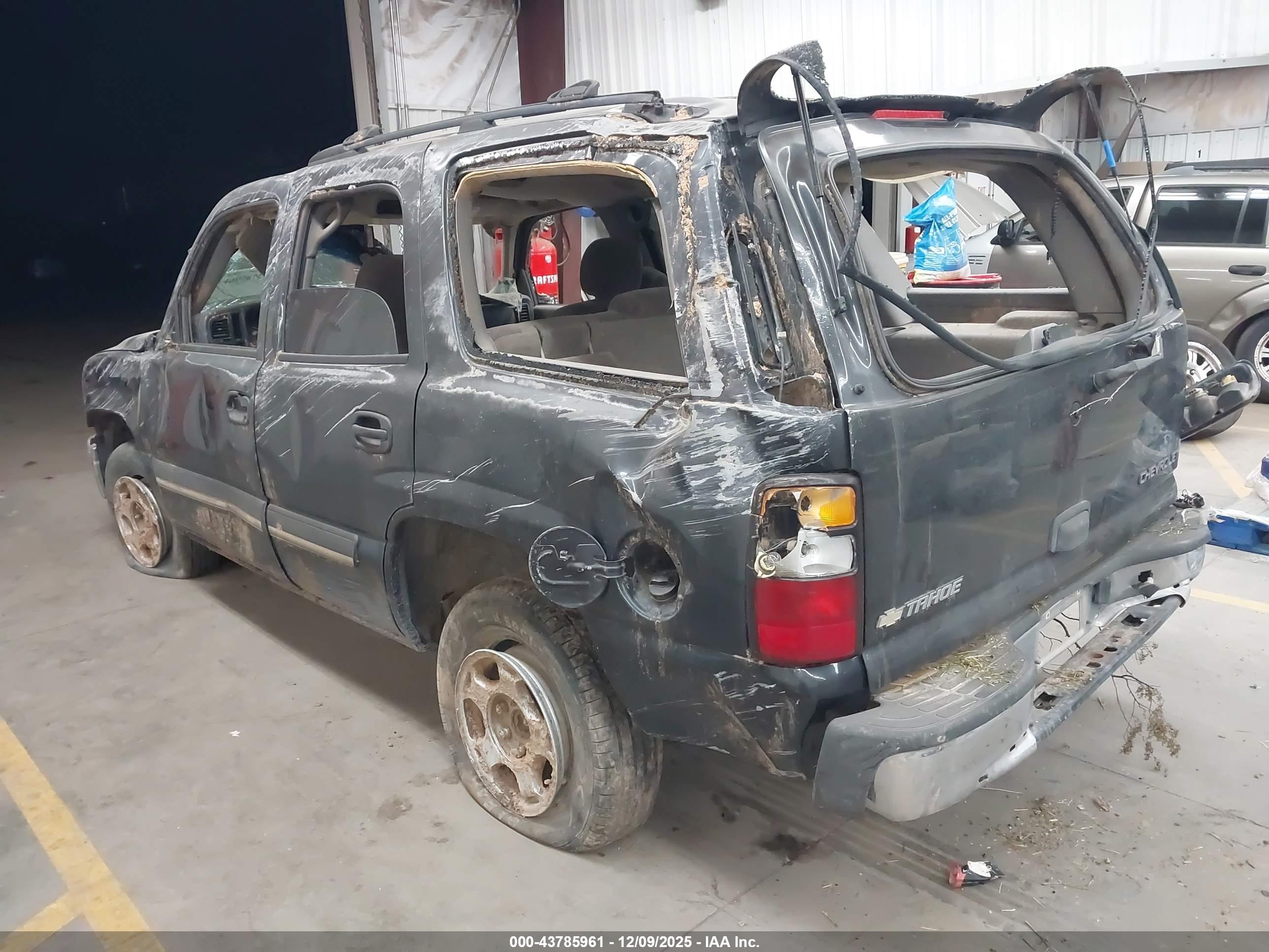 CHEVROLET TAHOE image 3