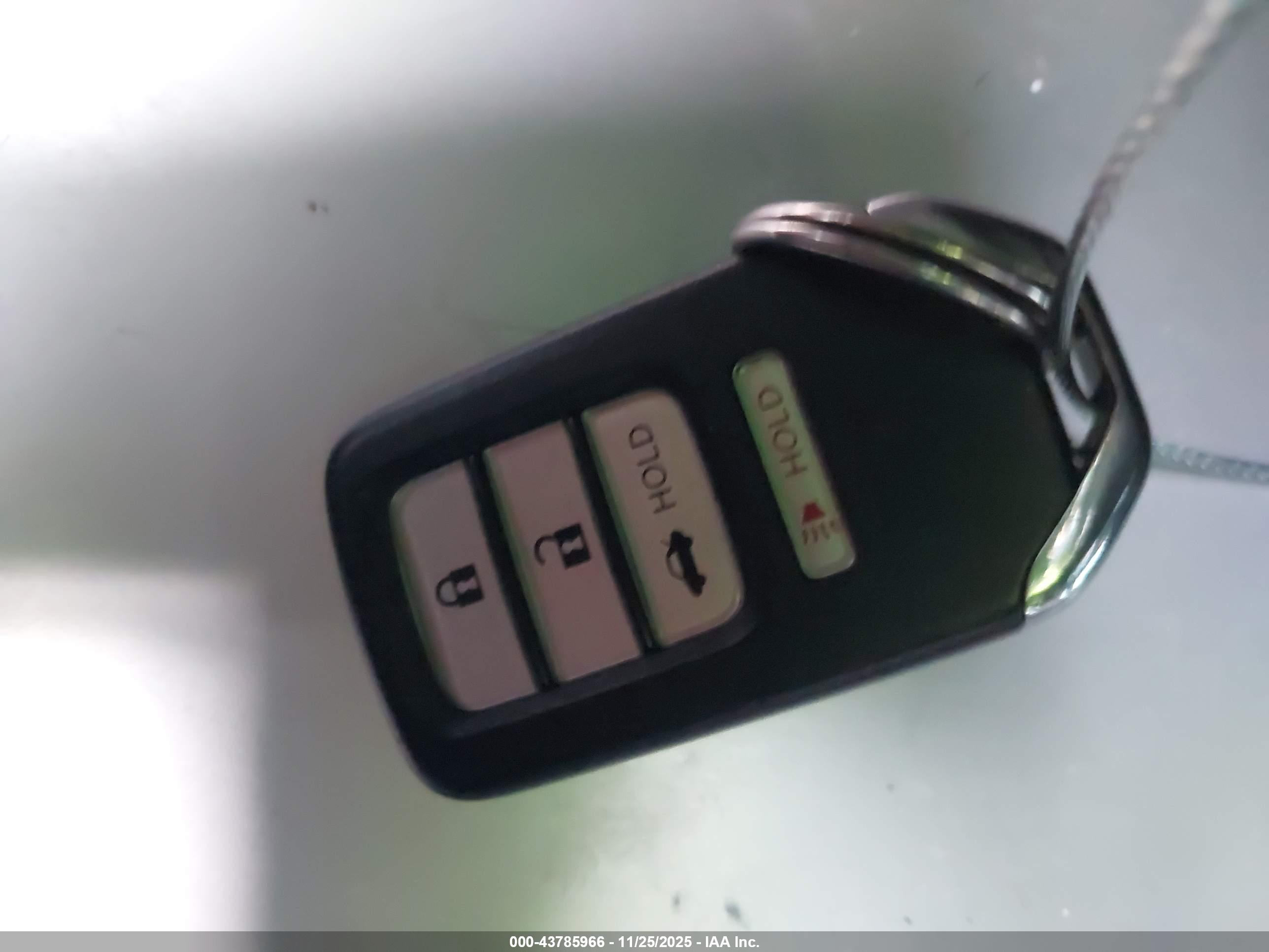 HONDA ACCORD image 11
