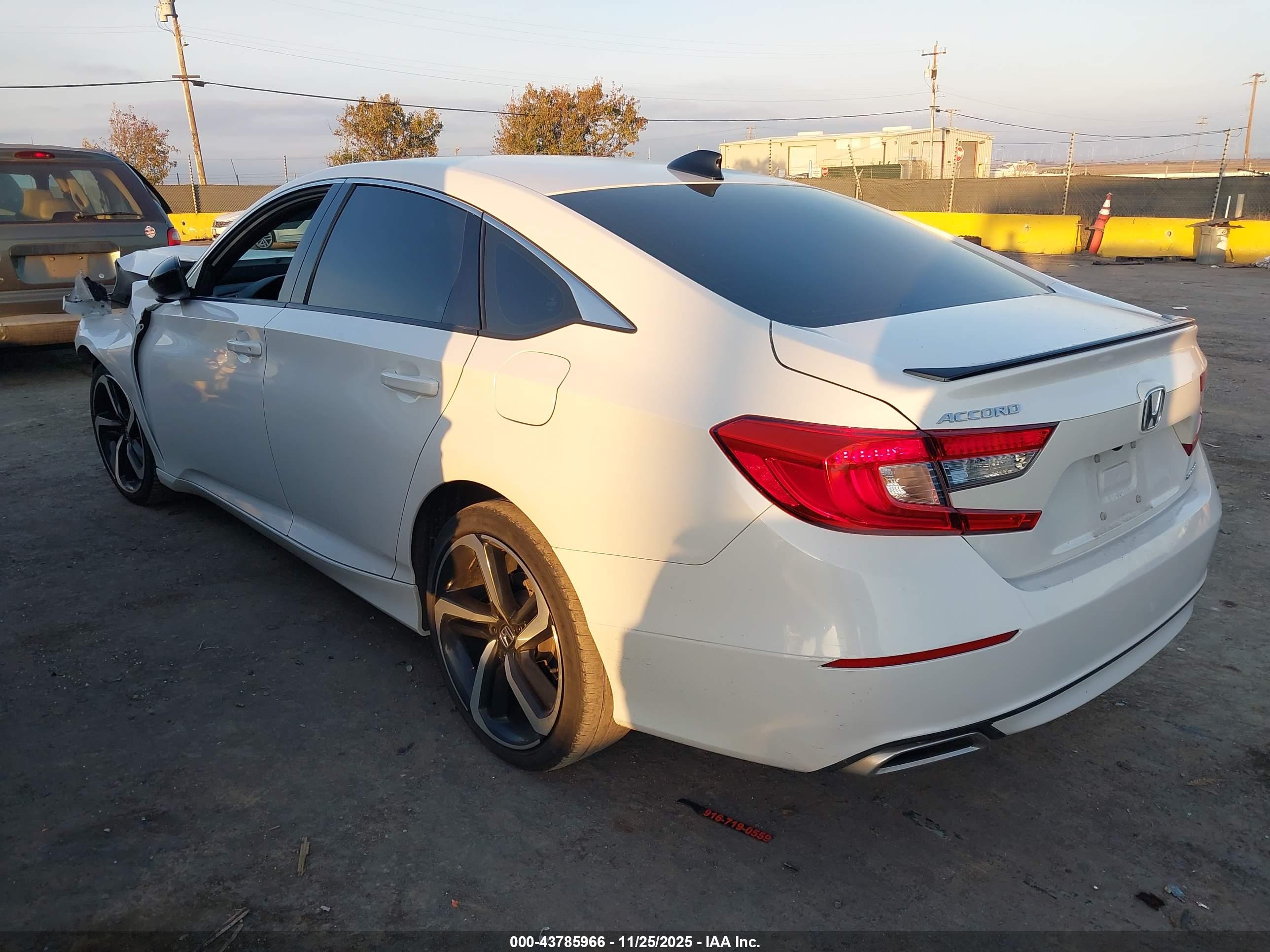 HONDA ACCORD image 3