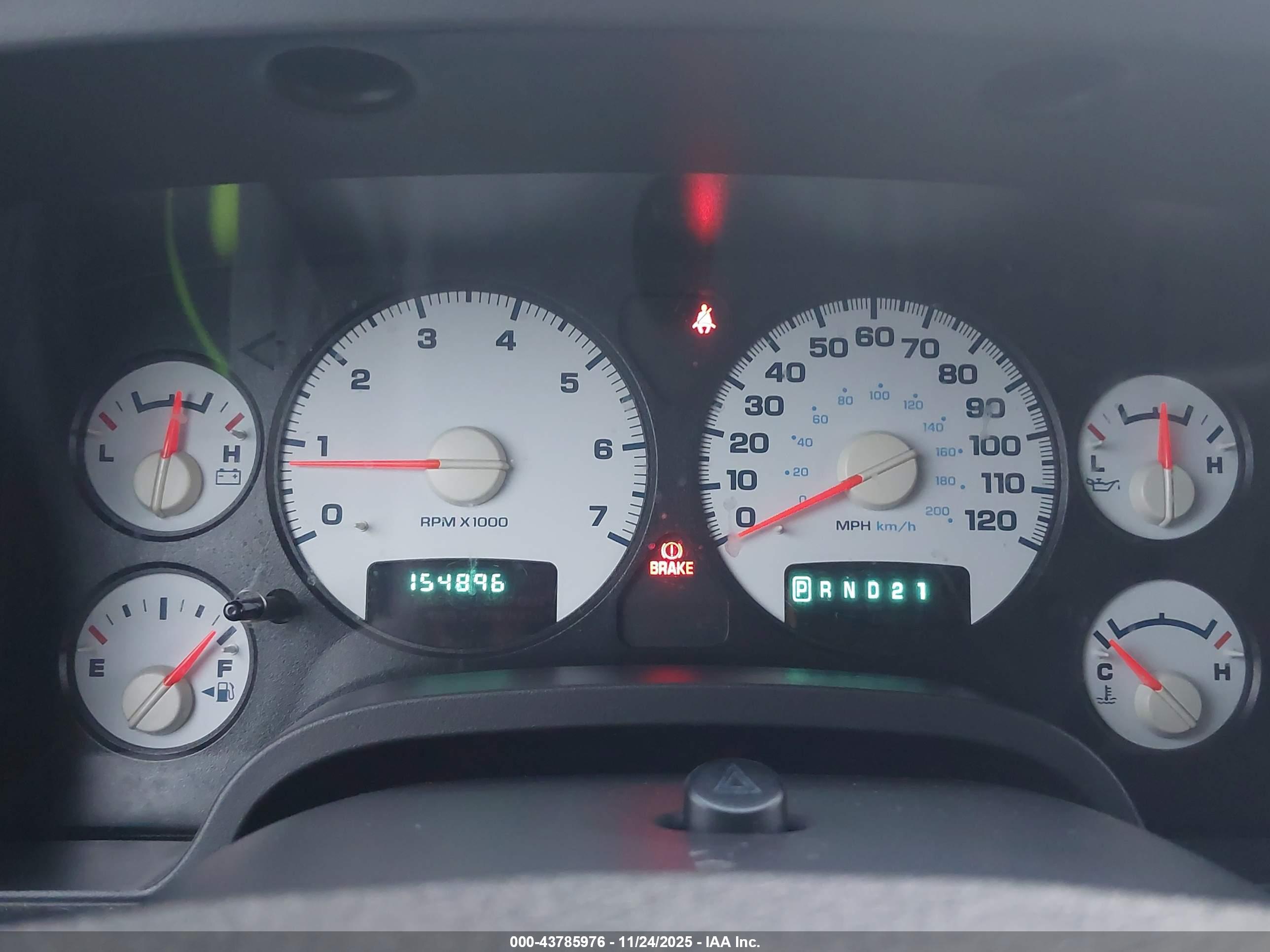 DODGE RAM image 7