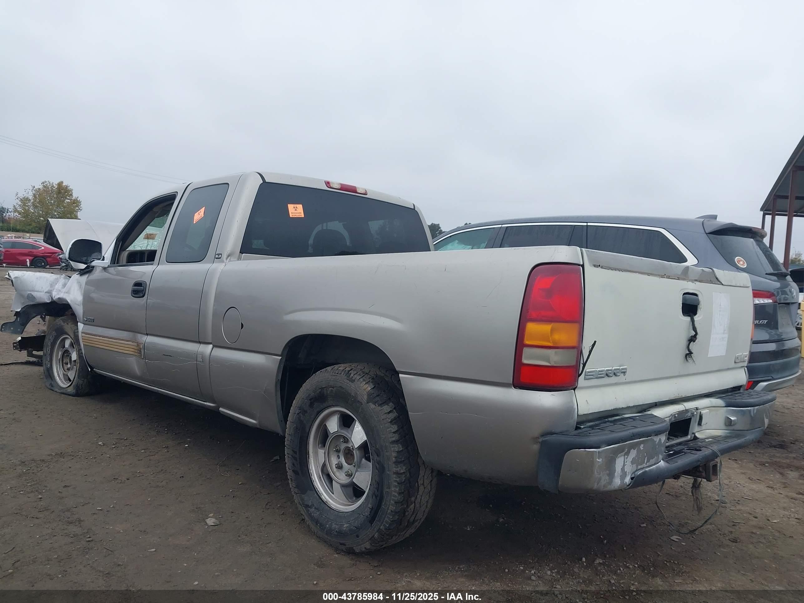 GMC SIERRA image 3