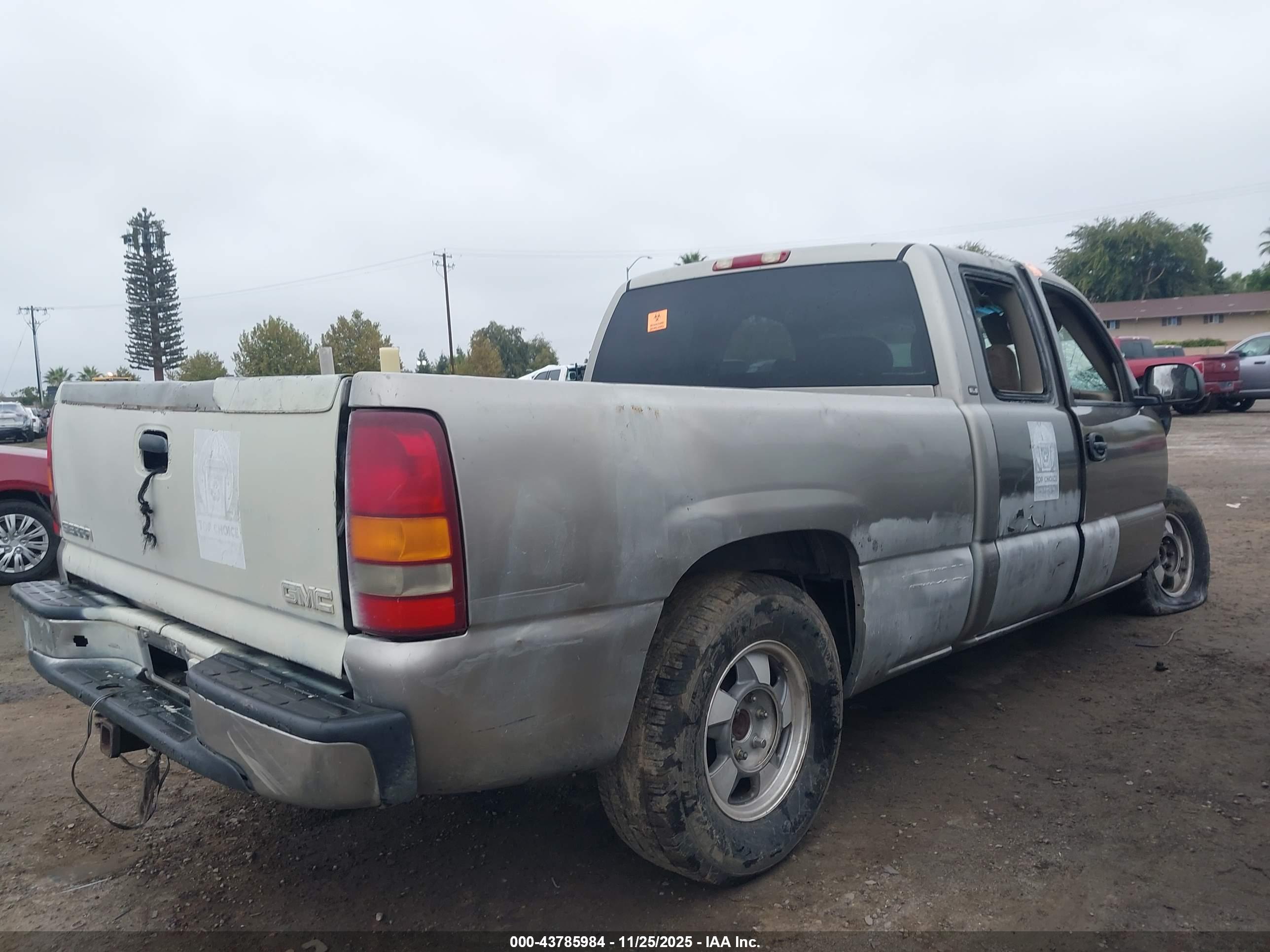 GMC SIERRA image 4