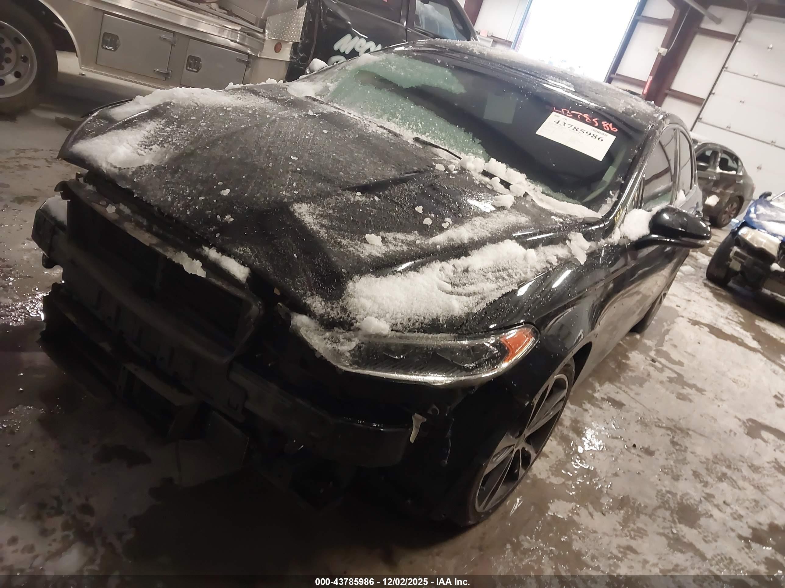 FORD FUSION image 2