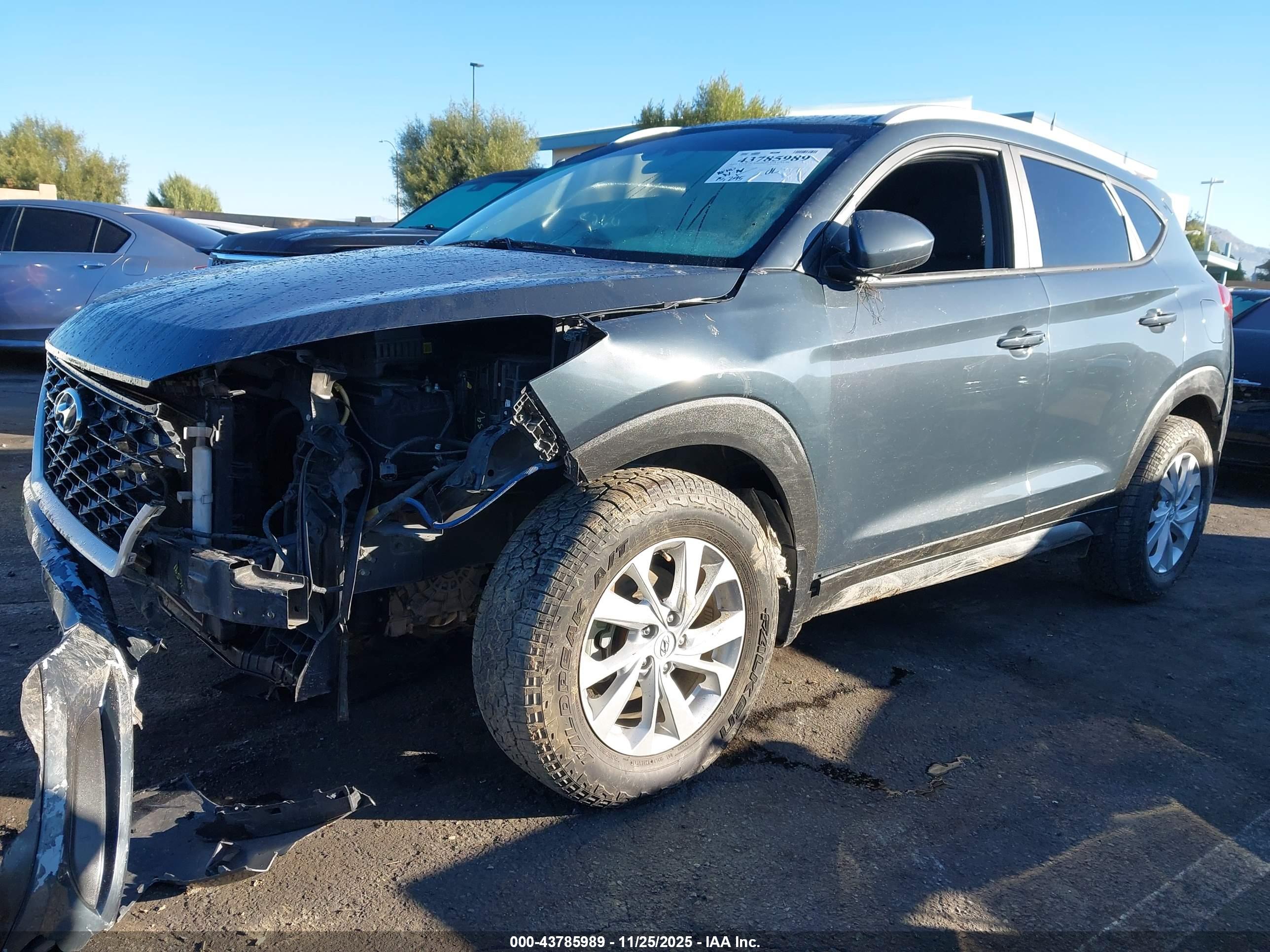 HYUNDAI TUCSON image 2
